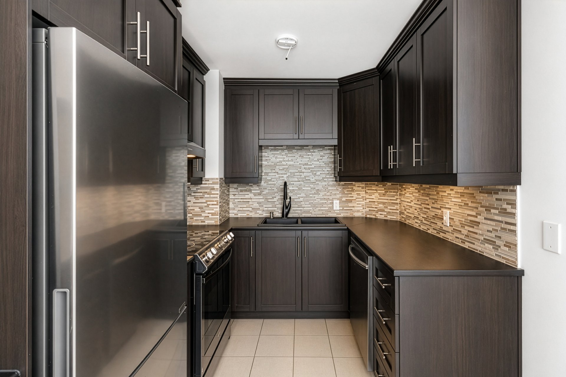 Condo — 6