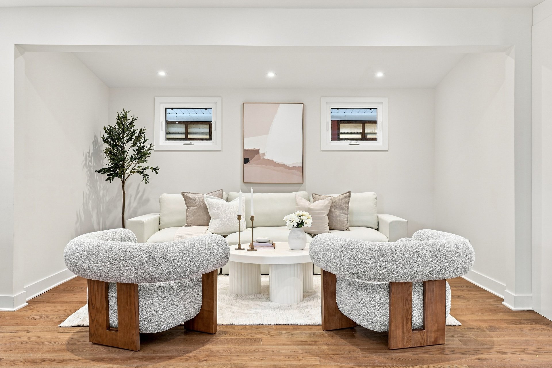 152 Rue Desmarchais, Longueuil (Le Vieux-Longueuil), QC, J4J2Y1