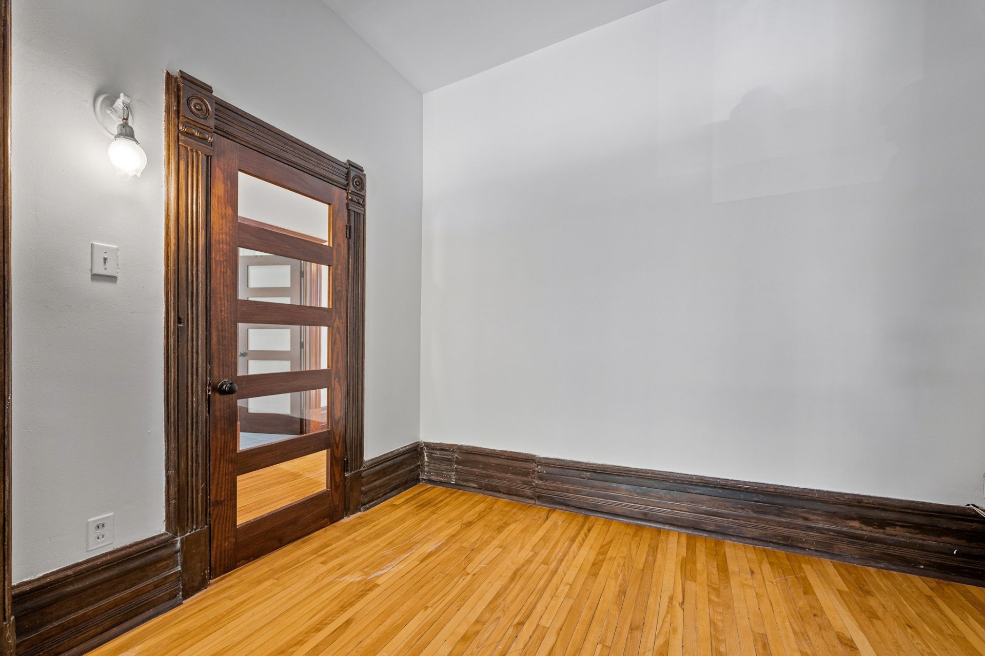 4322 Rue Berri