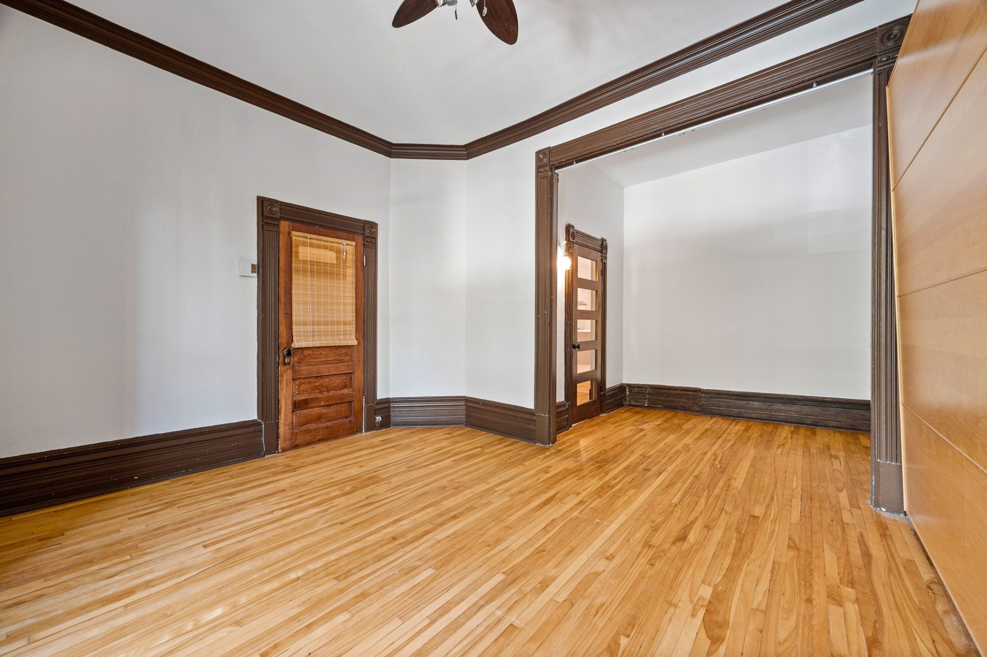 4322 Rue Berri