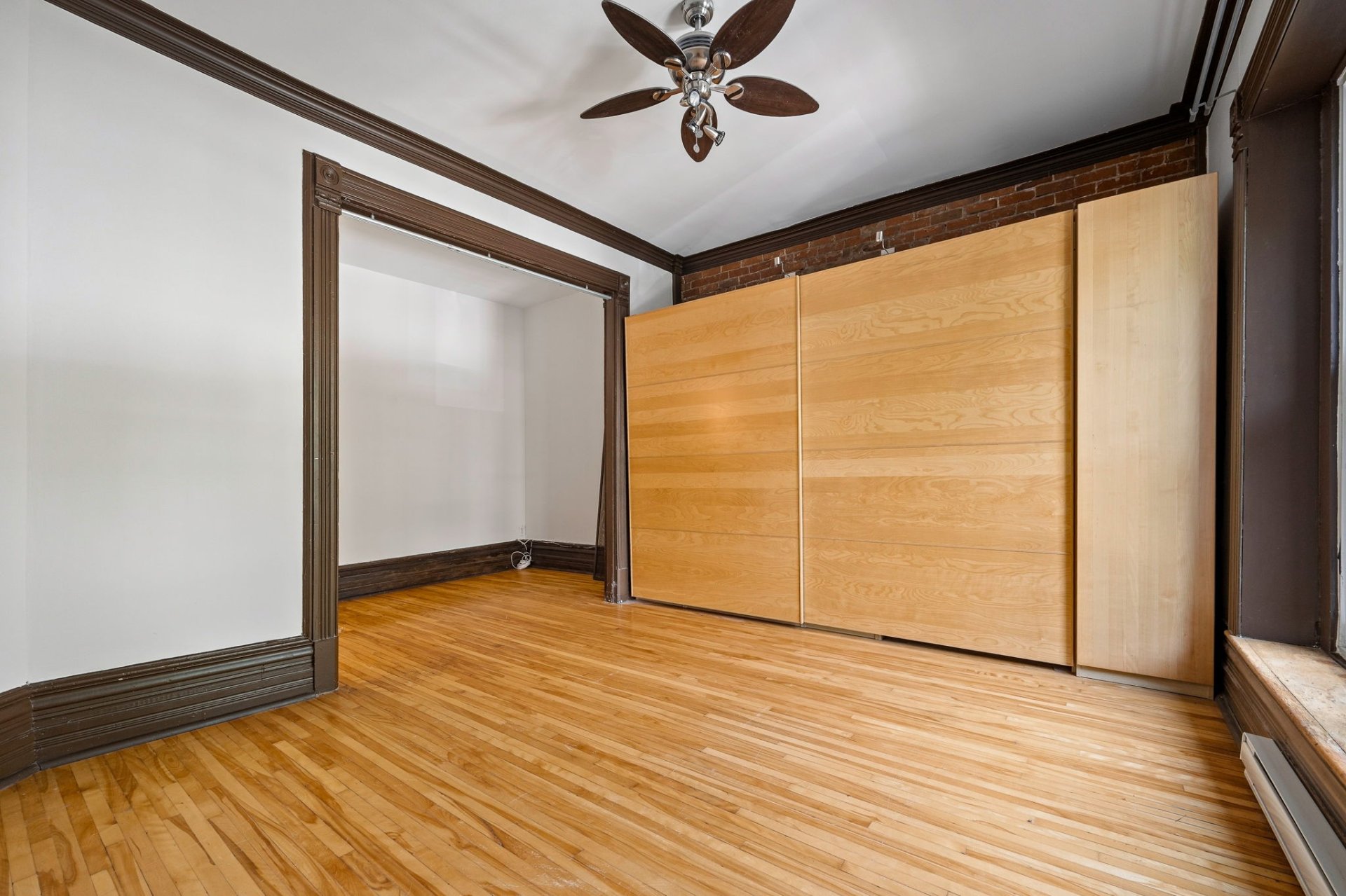 4322 Rue Berri