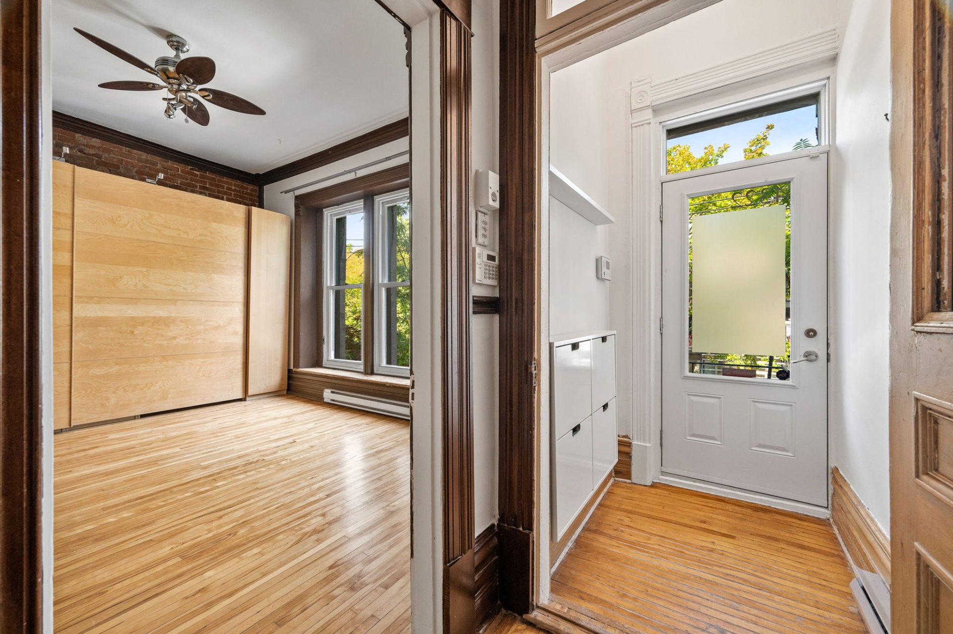 4322 Rue Berri