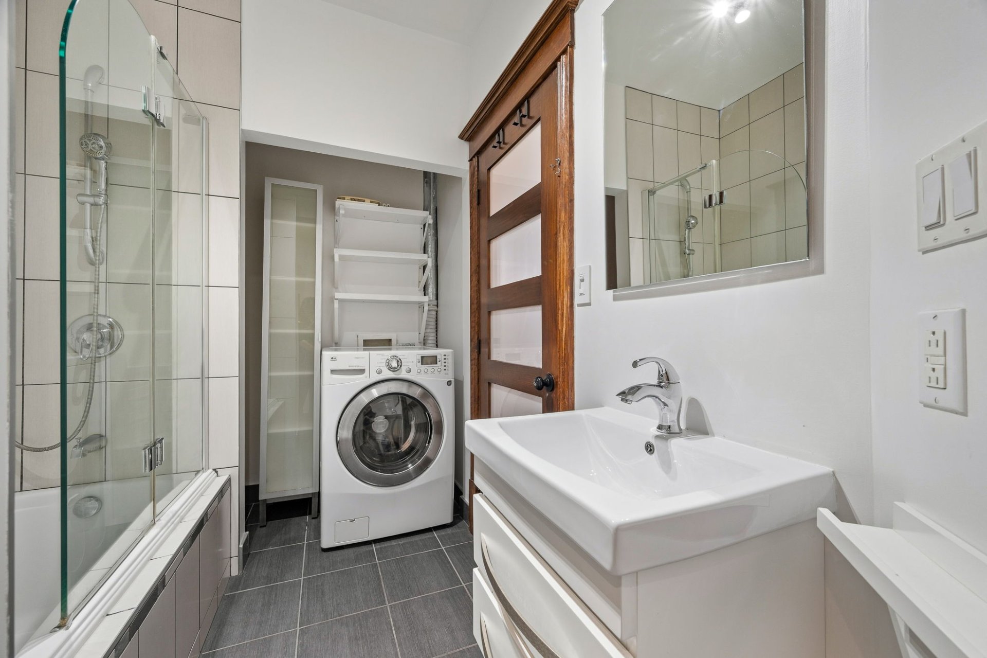 4322 Rue Berri