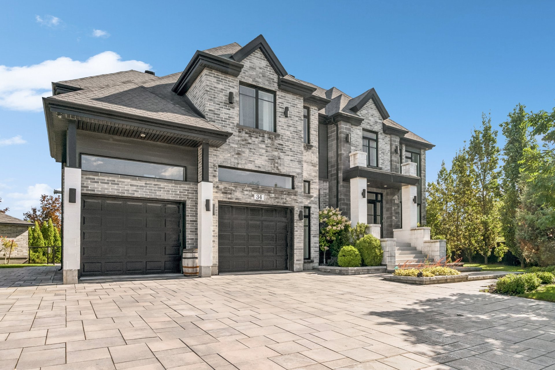 34 Rue de Séville, Candiac, QC, J5R6Y6