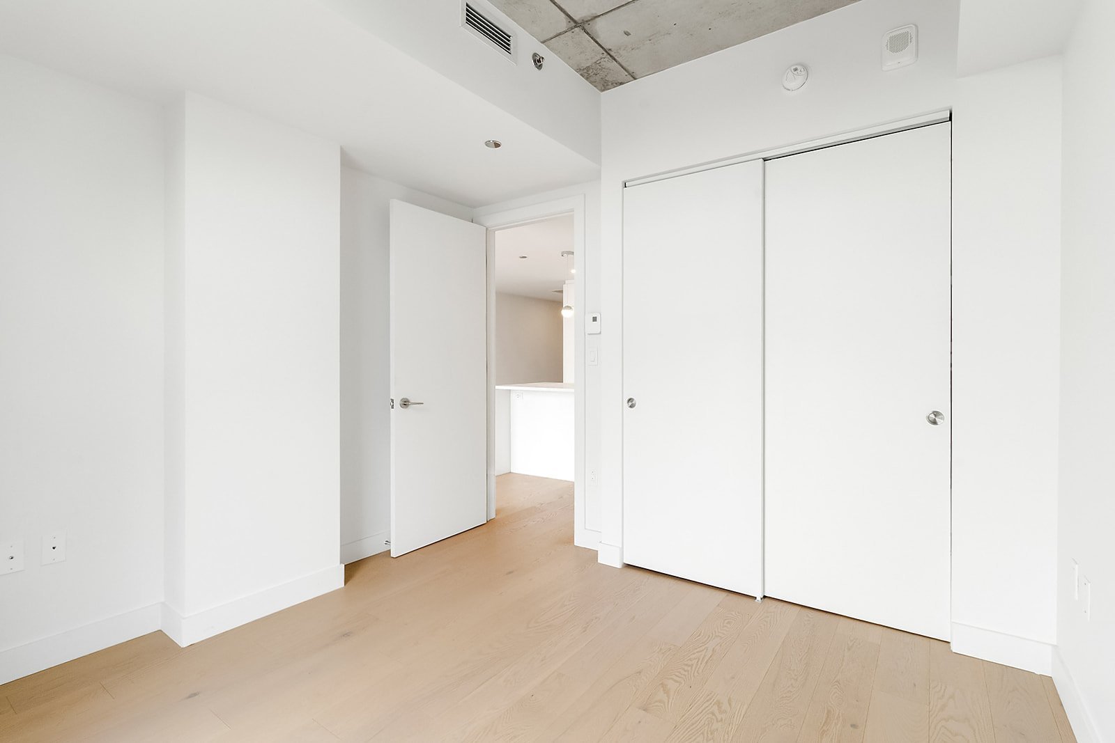 Condo — 10