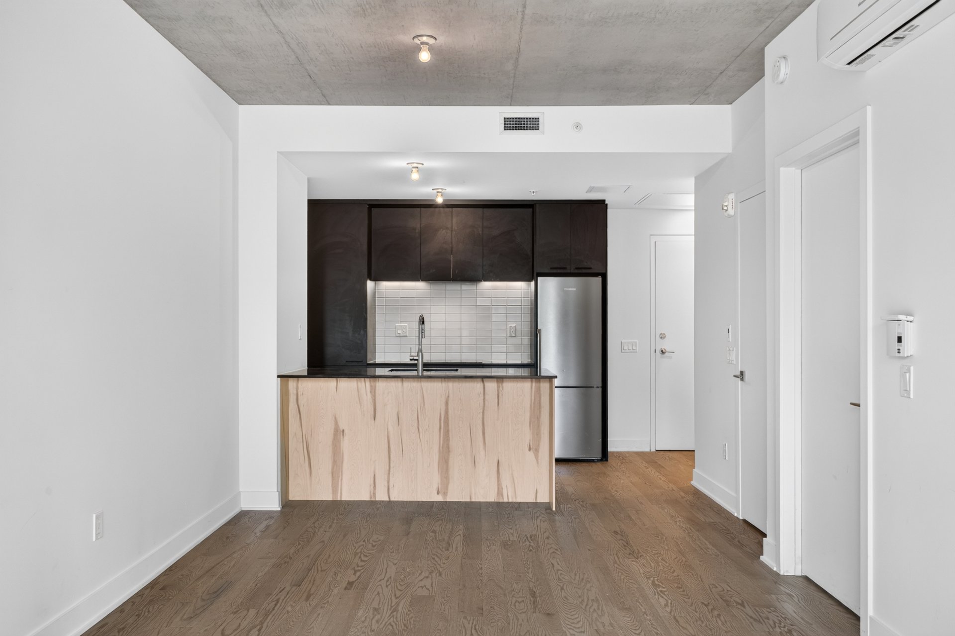 Condo — 18
