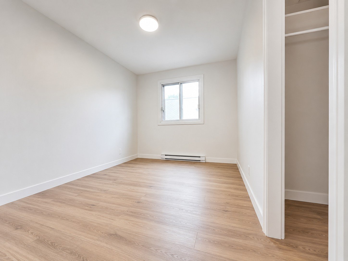 7885 Rue Centrale Condo thumbnail 8