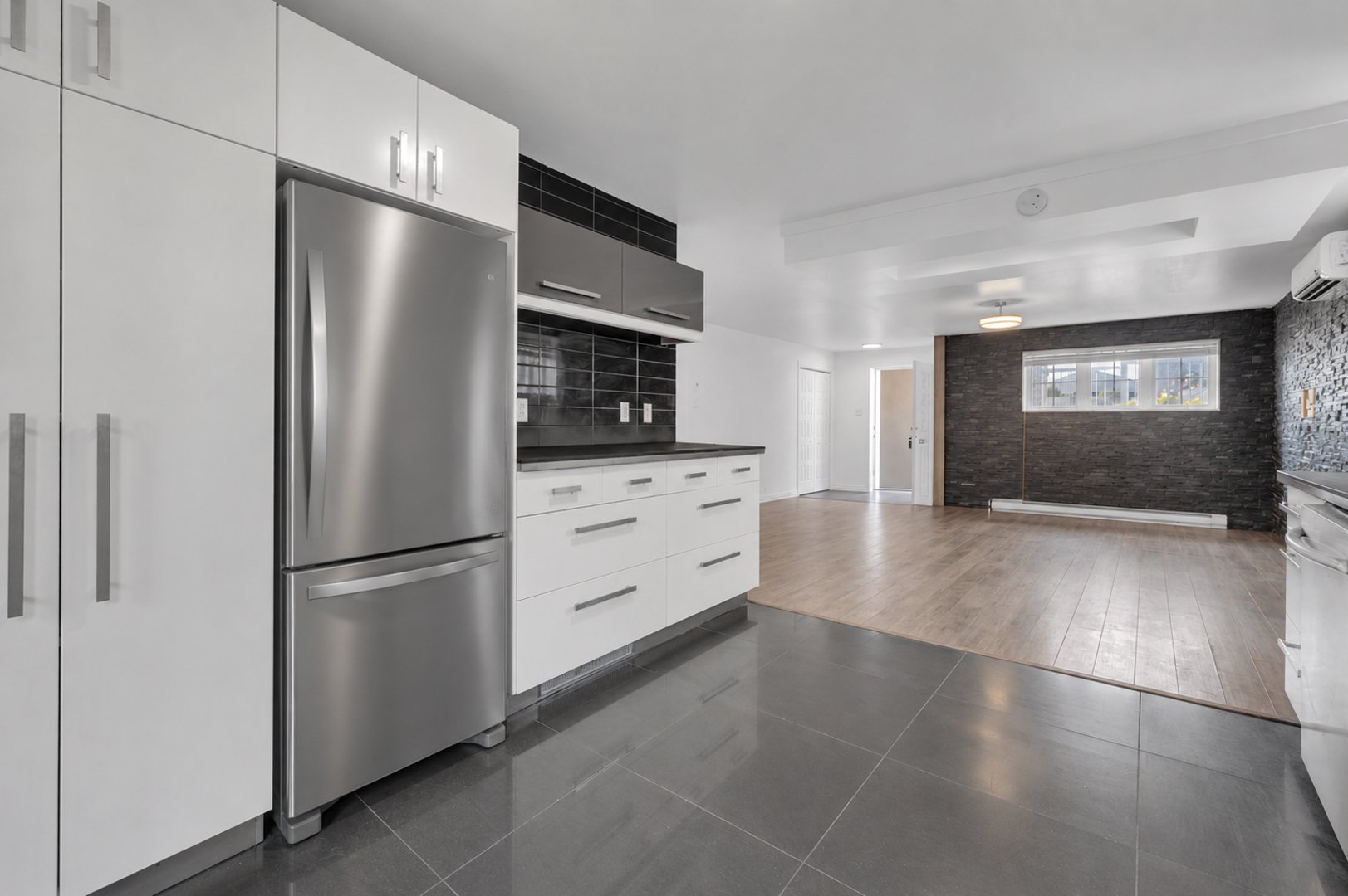 Condo — 14