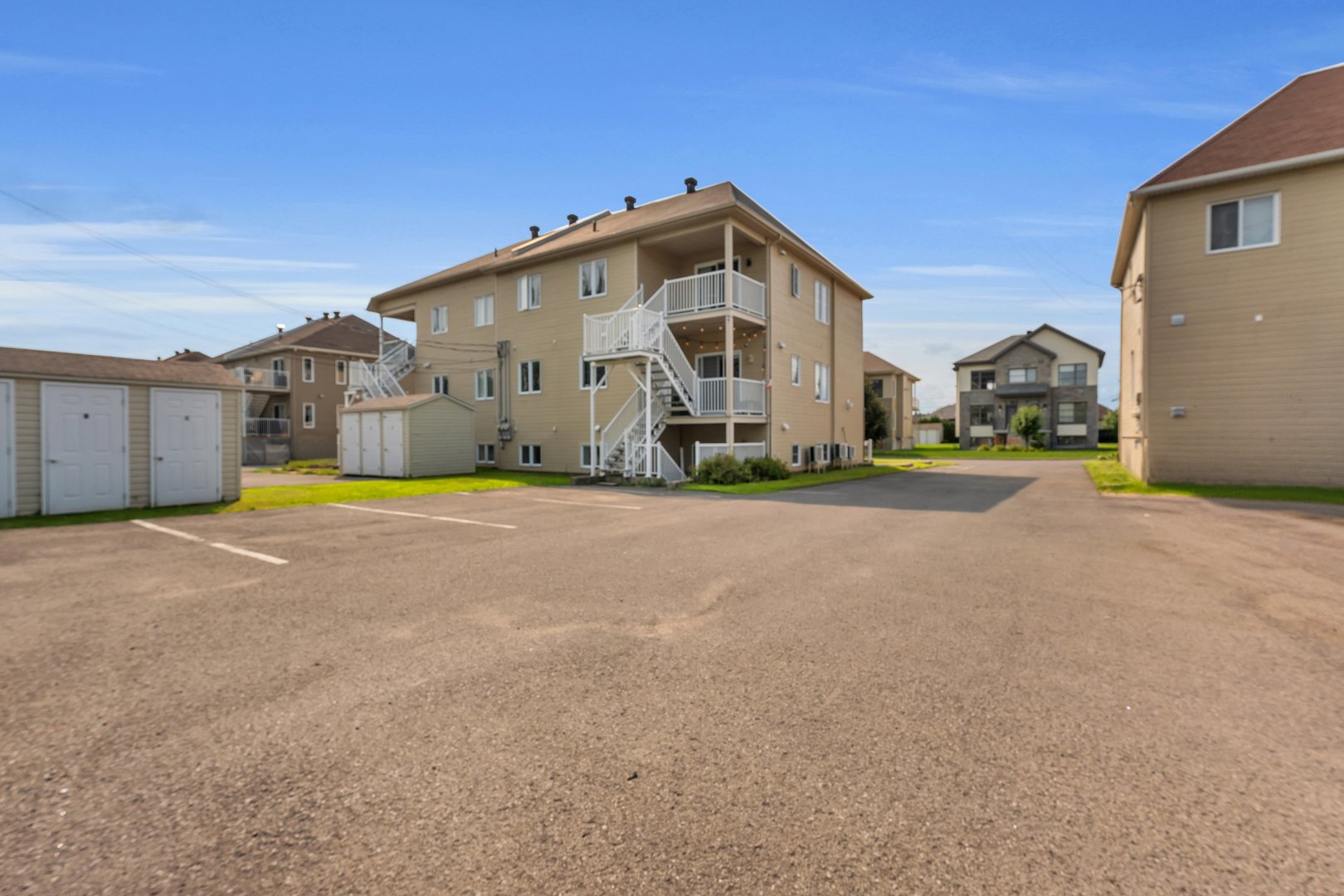 Condo — 37