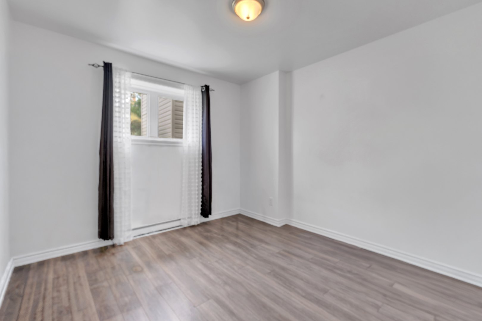 Condo — 33