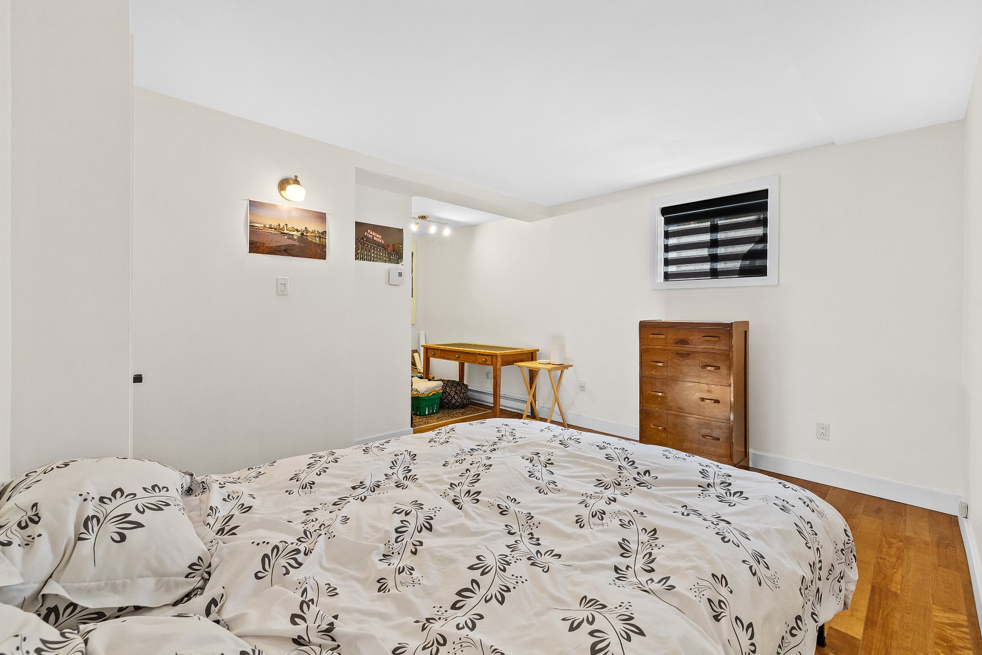 Chambre à coucher – 8678-8682, Boul. Champlain