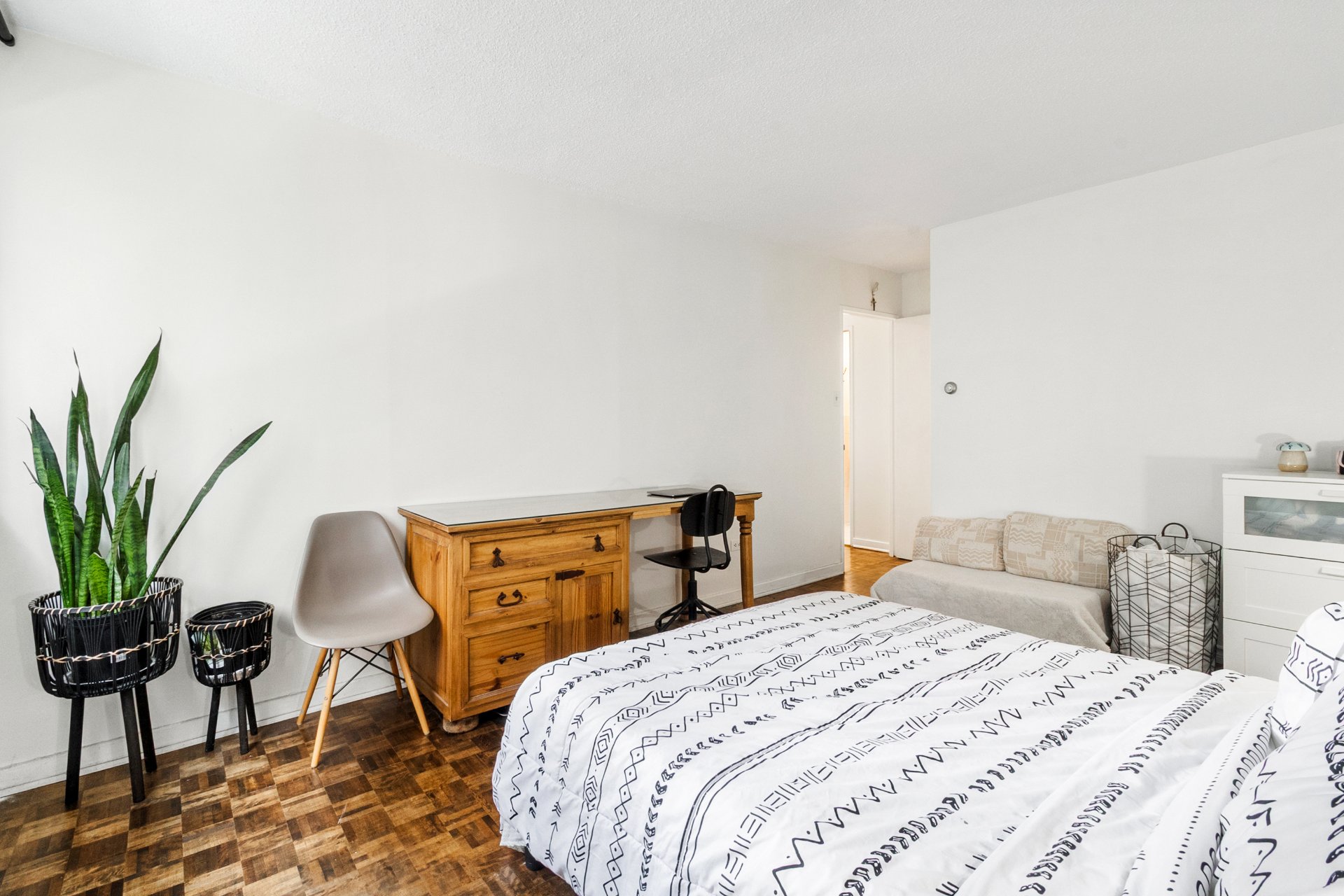 Condo — 18