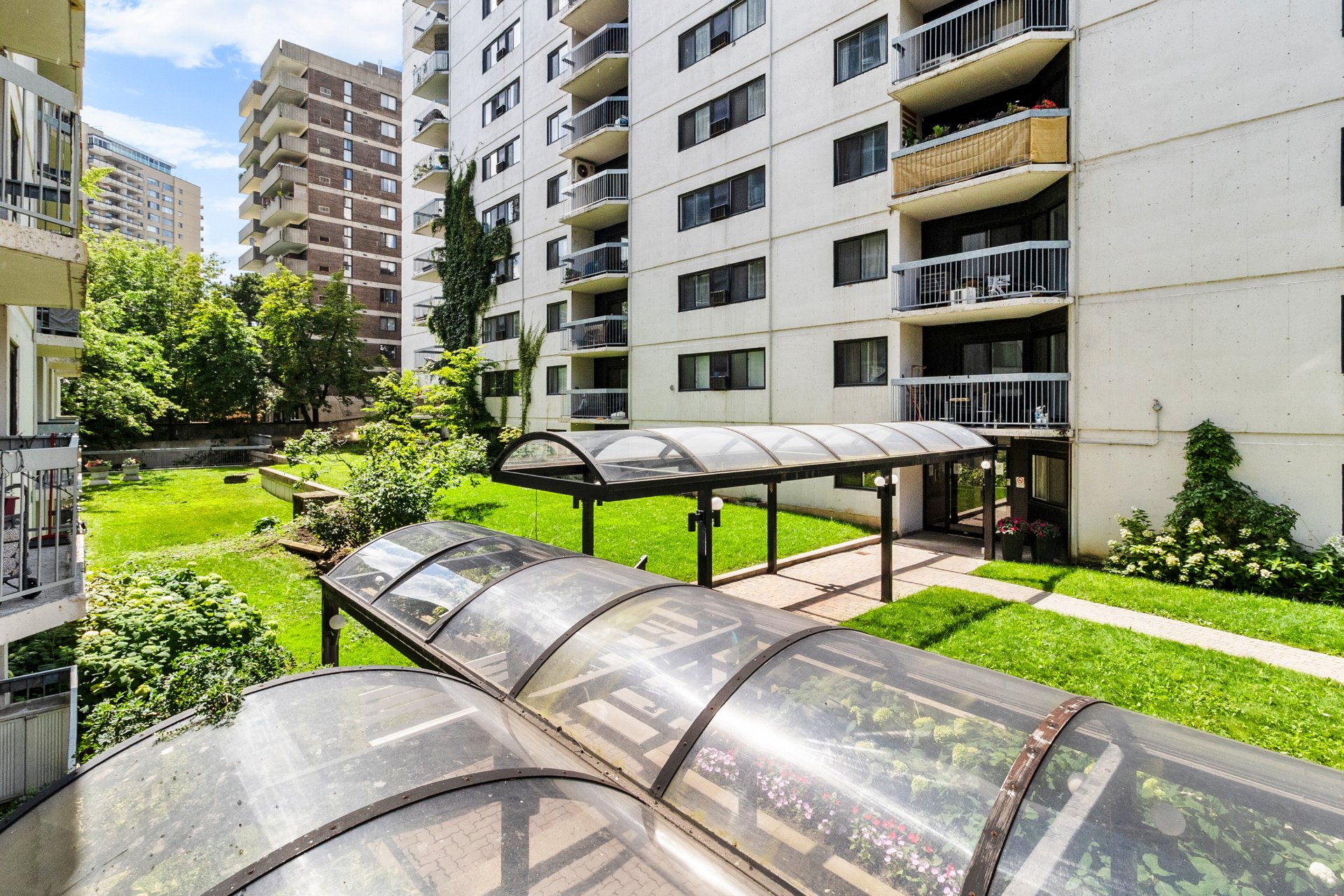 Condo — 13