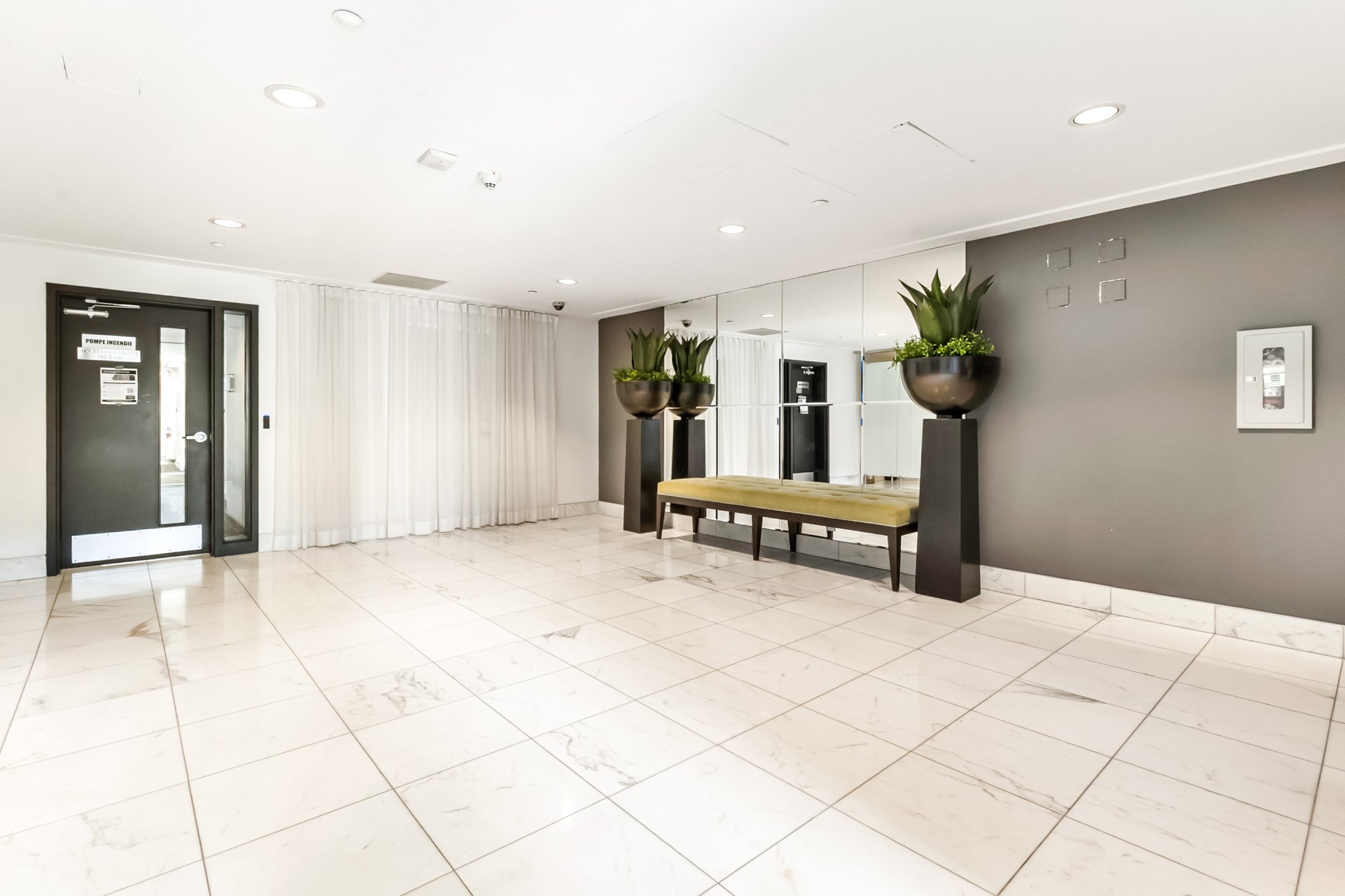 Condo — 33