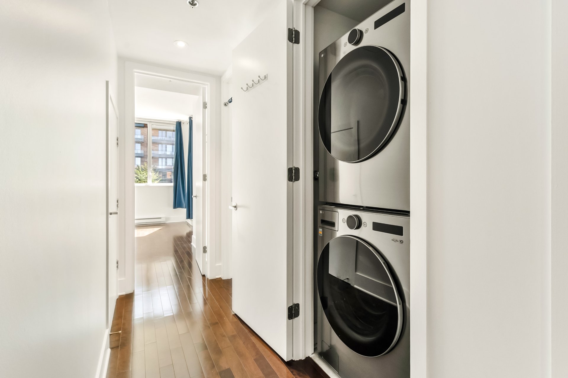 Condo — 18