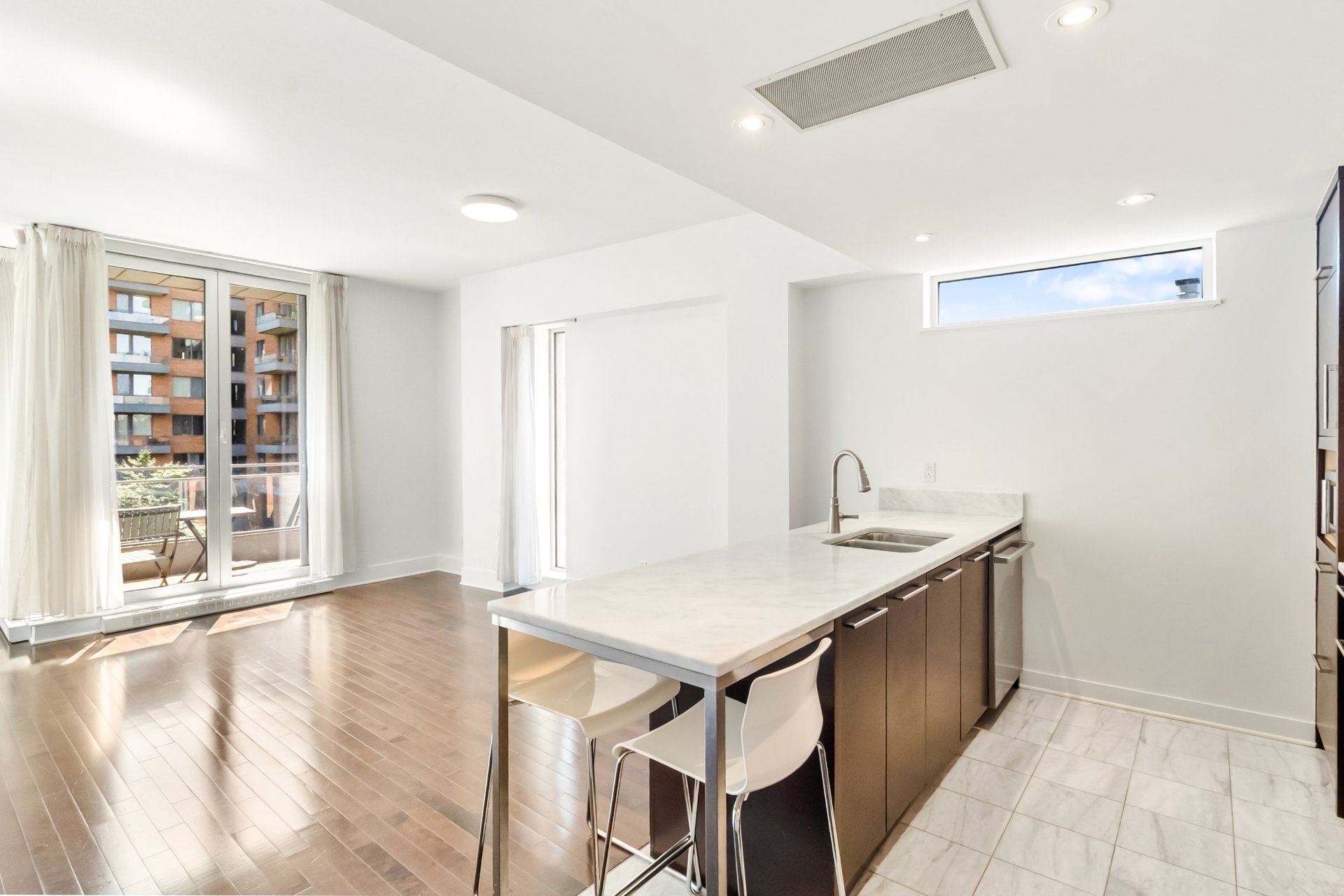Condo — 4
