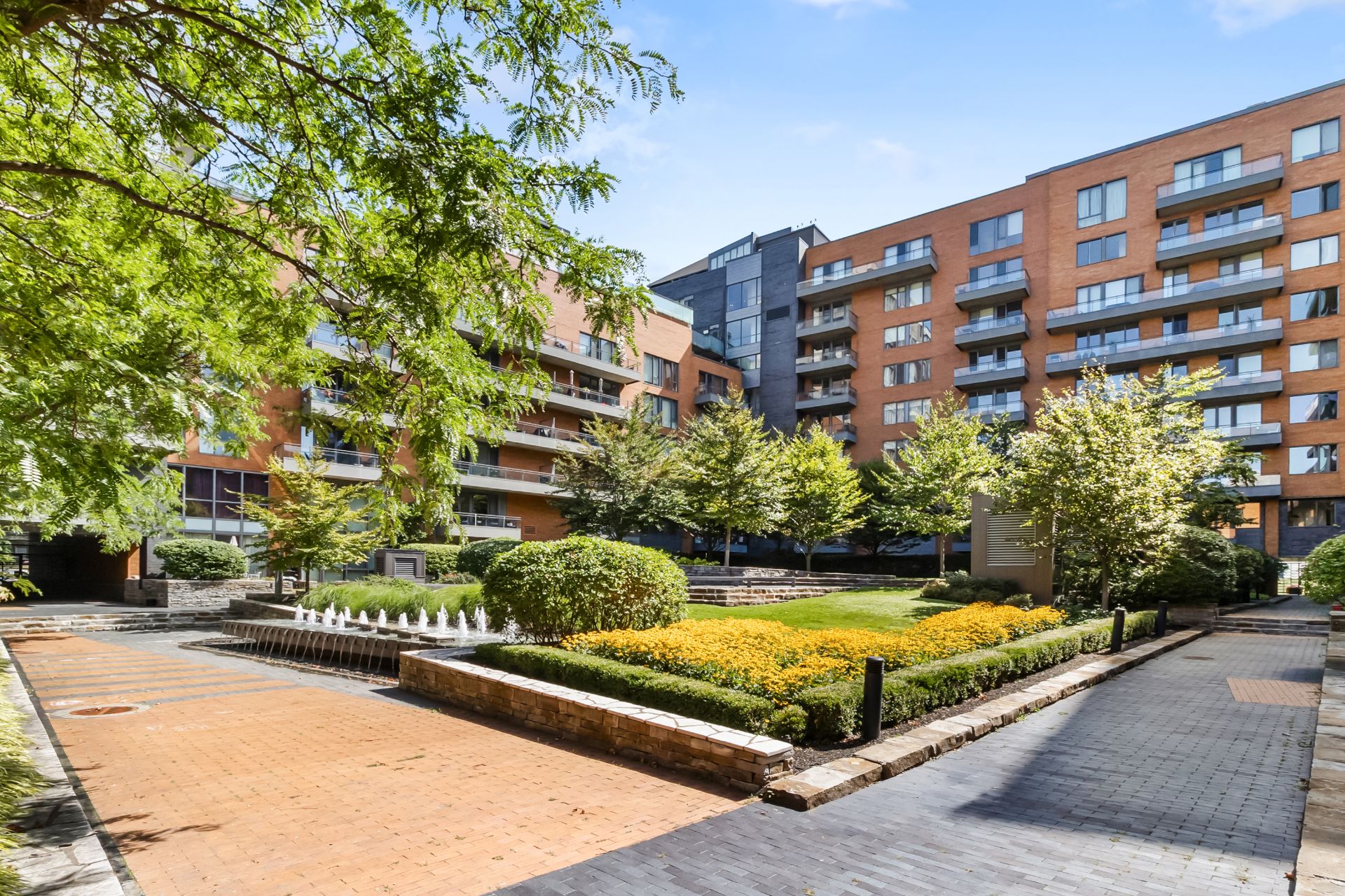Condo — 25