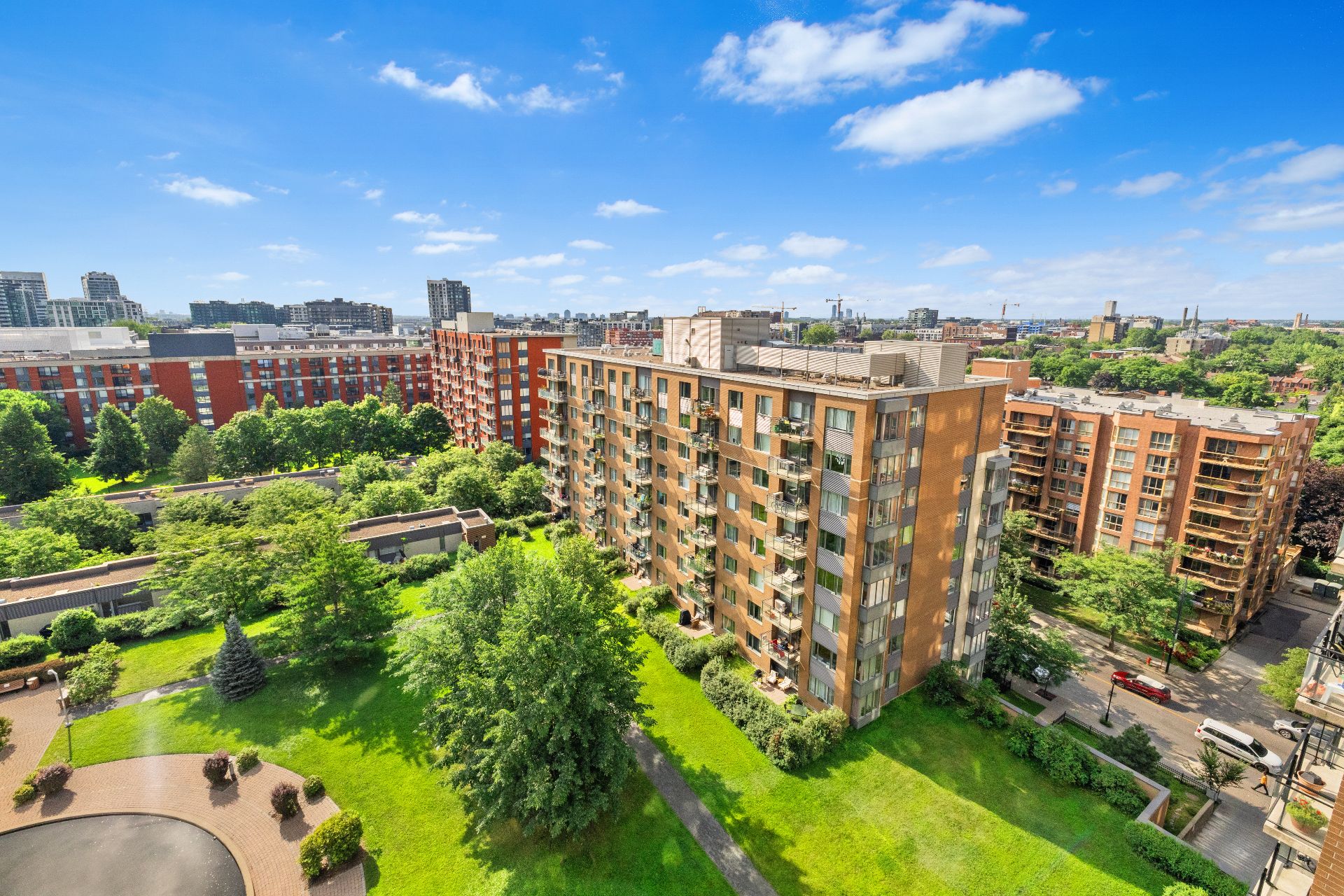 Exterior – 1280, Rue St-Jacques, apt. 1301