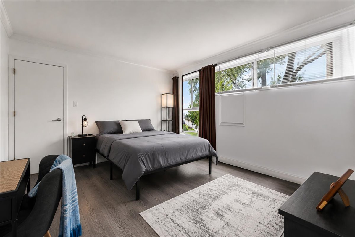 Condo — 17