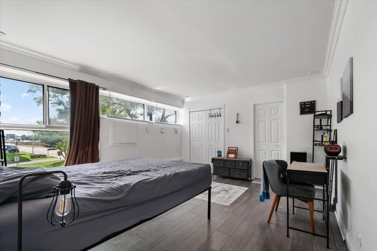 Condo — 16
