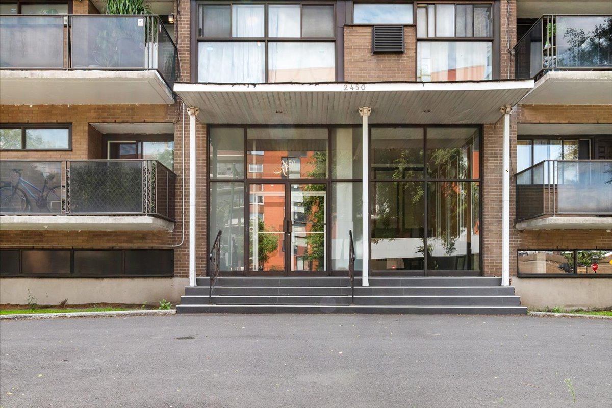 Condo 2 chambres à louer, Ch. Athlone, Mont-Royal — photo 3