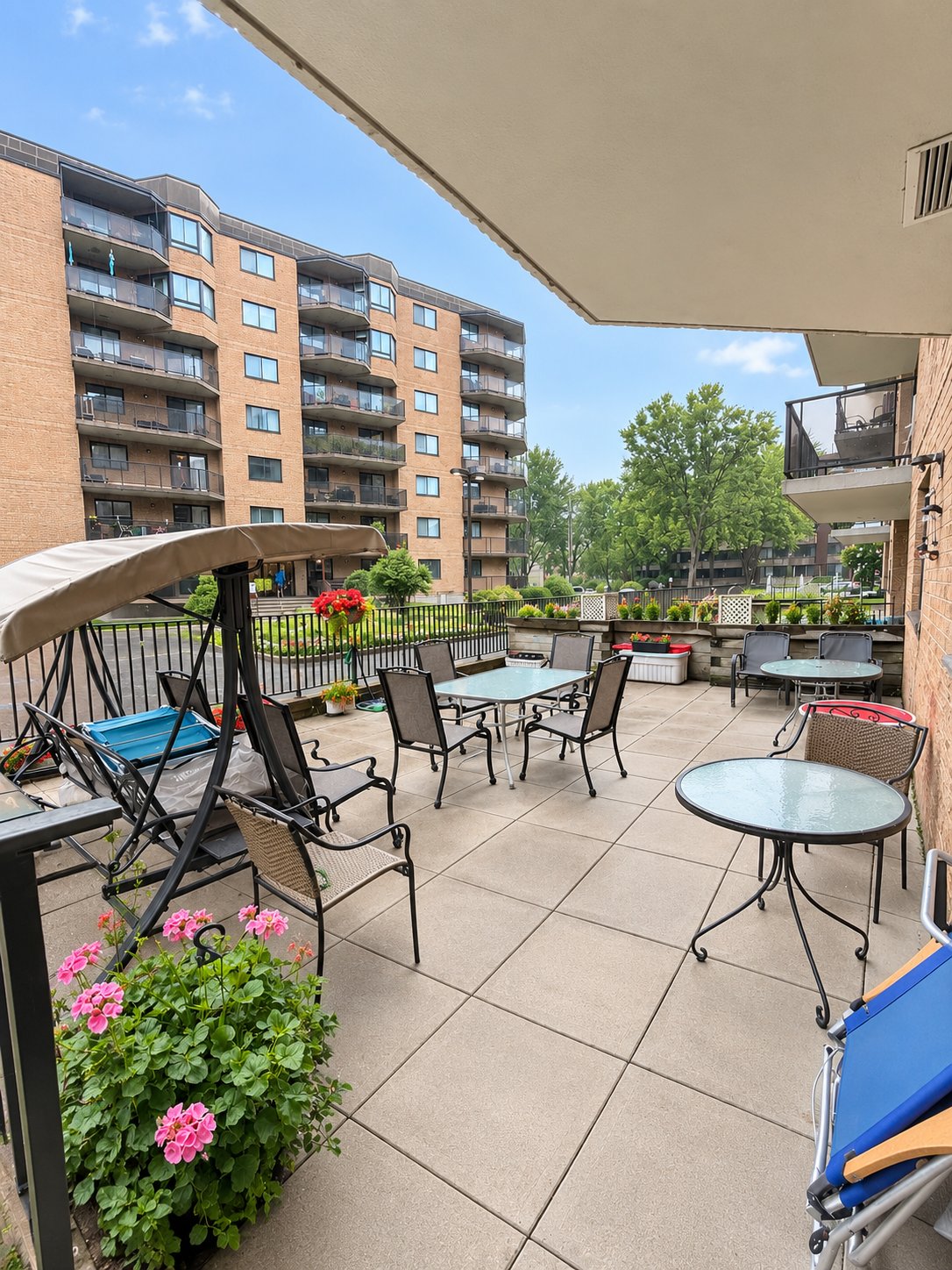 Condo — 18