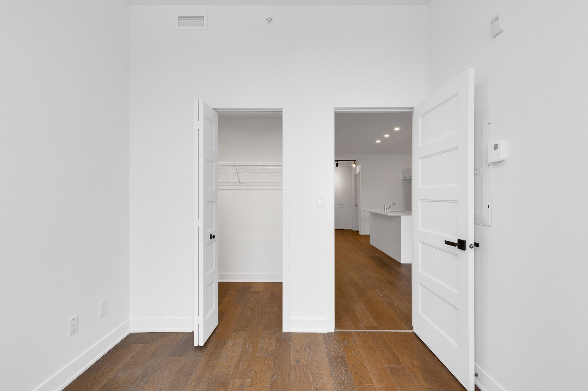 Chambre à coucher principale – 5410, Av. Papineau, app. 103