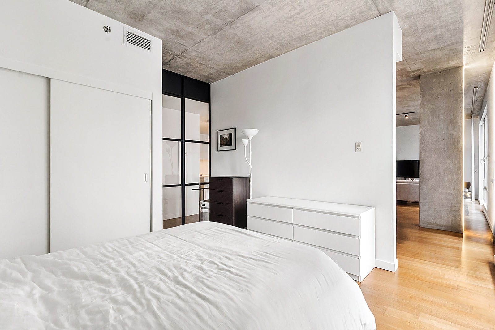 Condo — 18