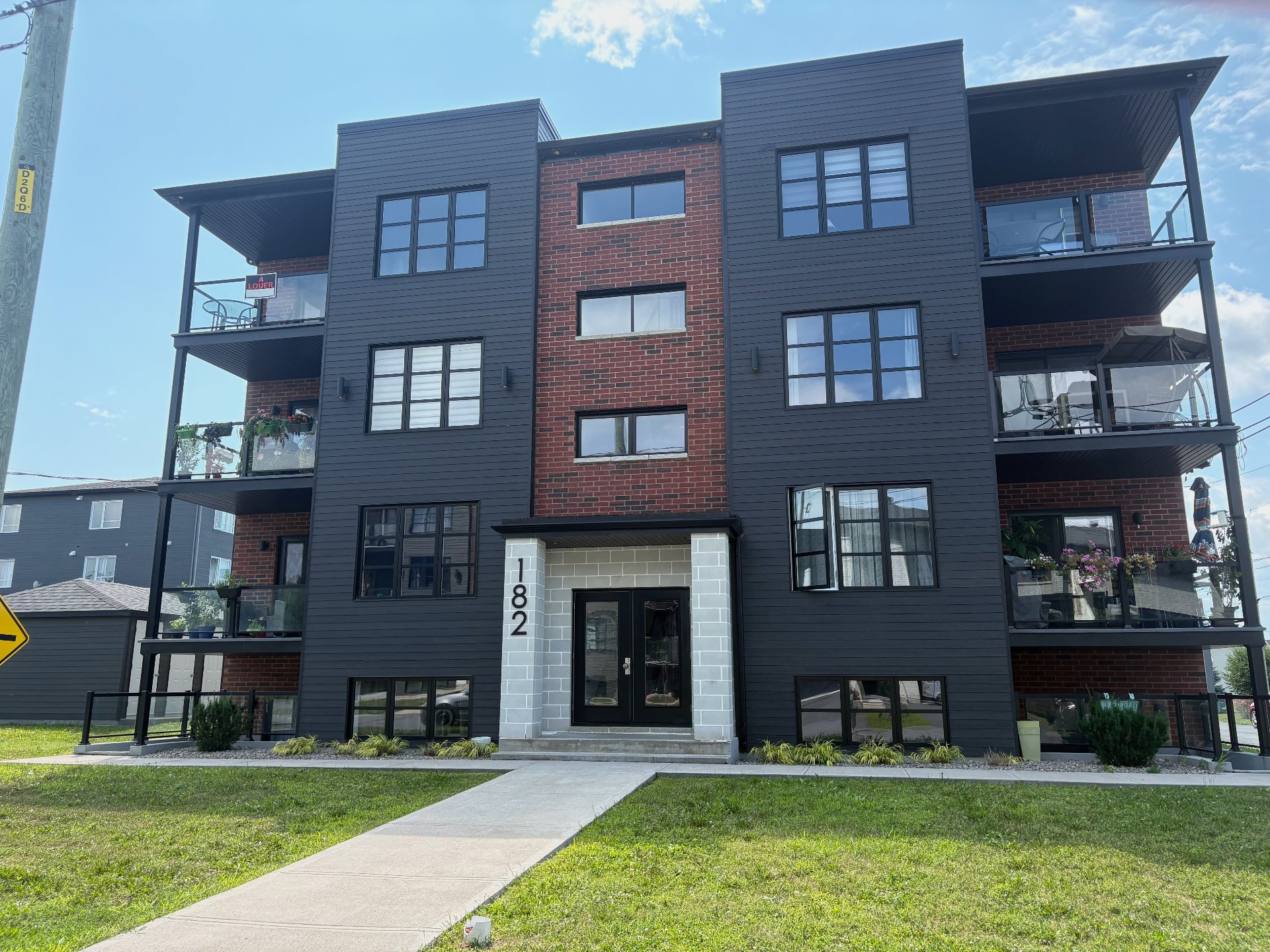 182 21e Rue O. #401, Venise-en-Québec, QC, J0J2K0