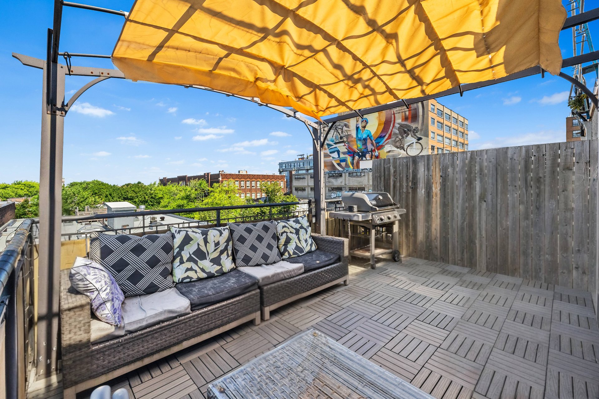 Patio – 4490, Rue St-Urbain, apt. 402