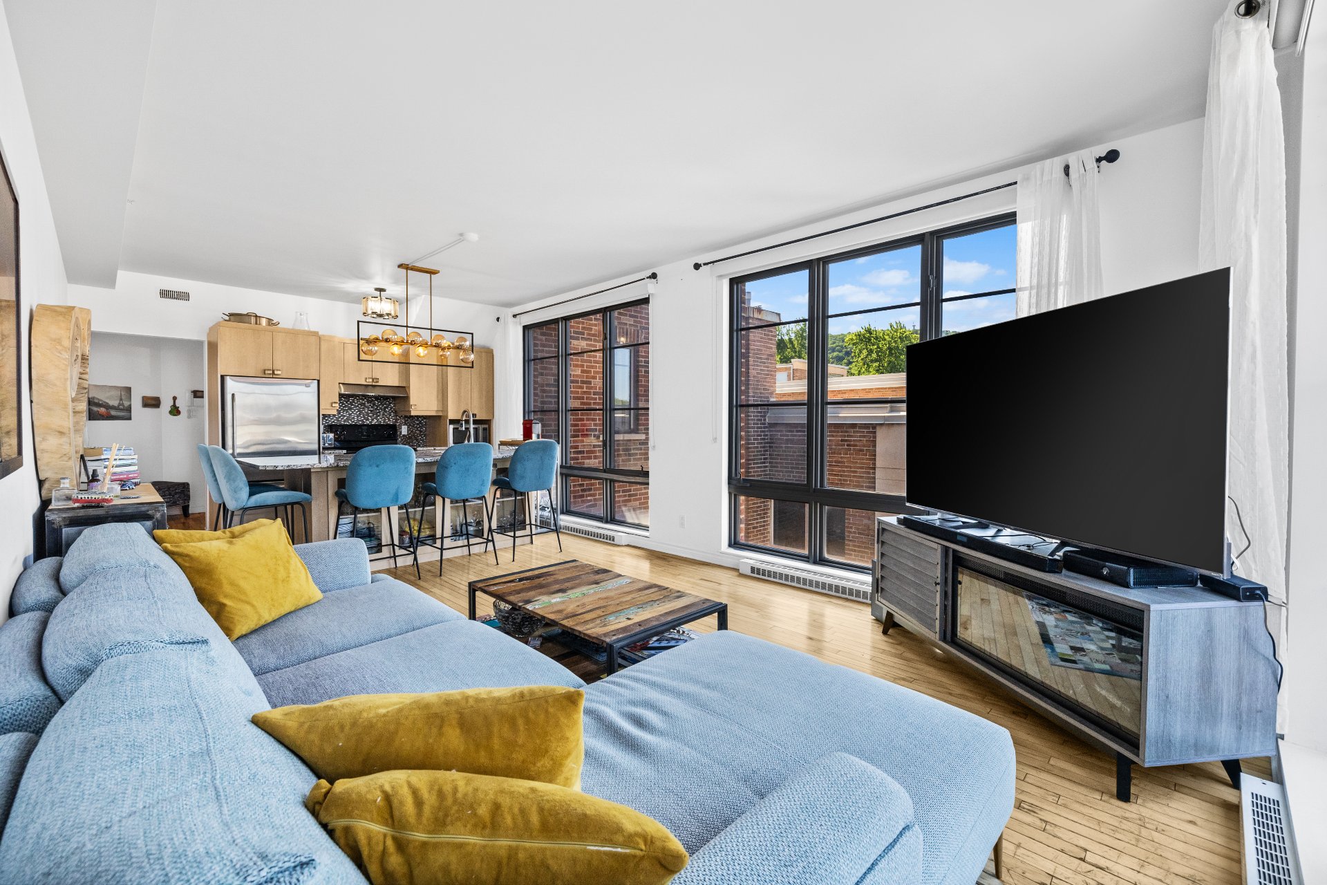 Overall view – 4490, Rue St-Urbain, apt. 402