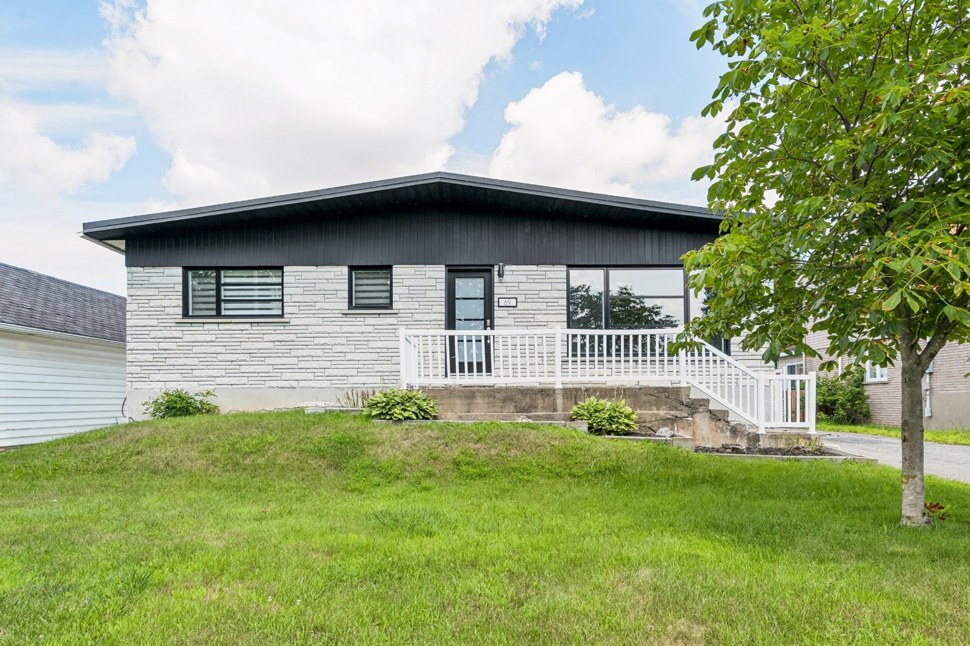69 Rue Miron, Saint-Constant, QC, J5A1G9