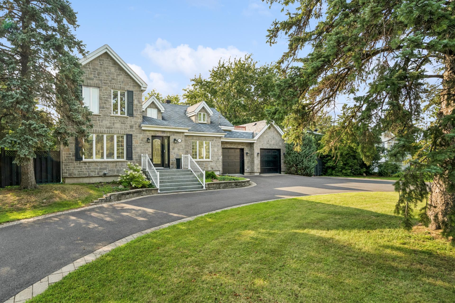 61 Rue Principale S., Delson, QC, J5B1Z7