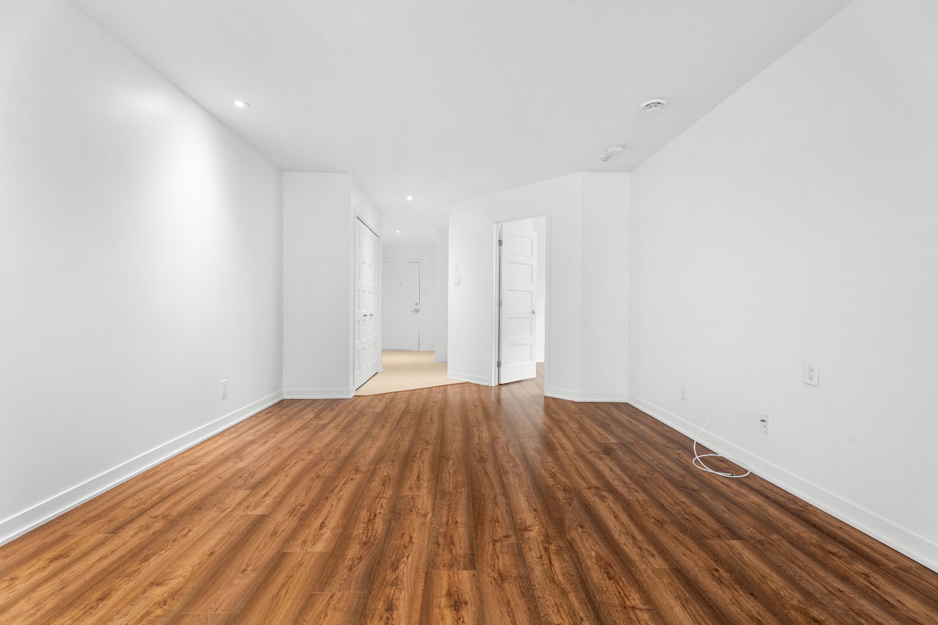 Overall view – 9150, Rue Lennon, apt. 1