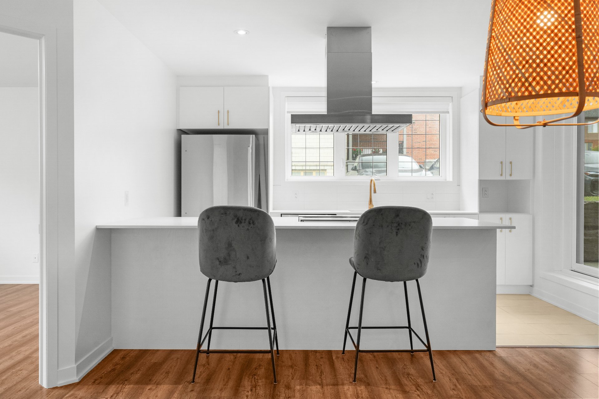 Kitchen – 9150, Rue Lennon, apt. 1