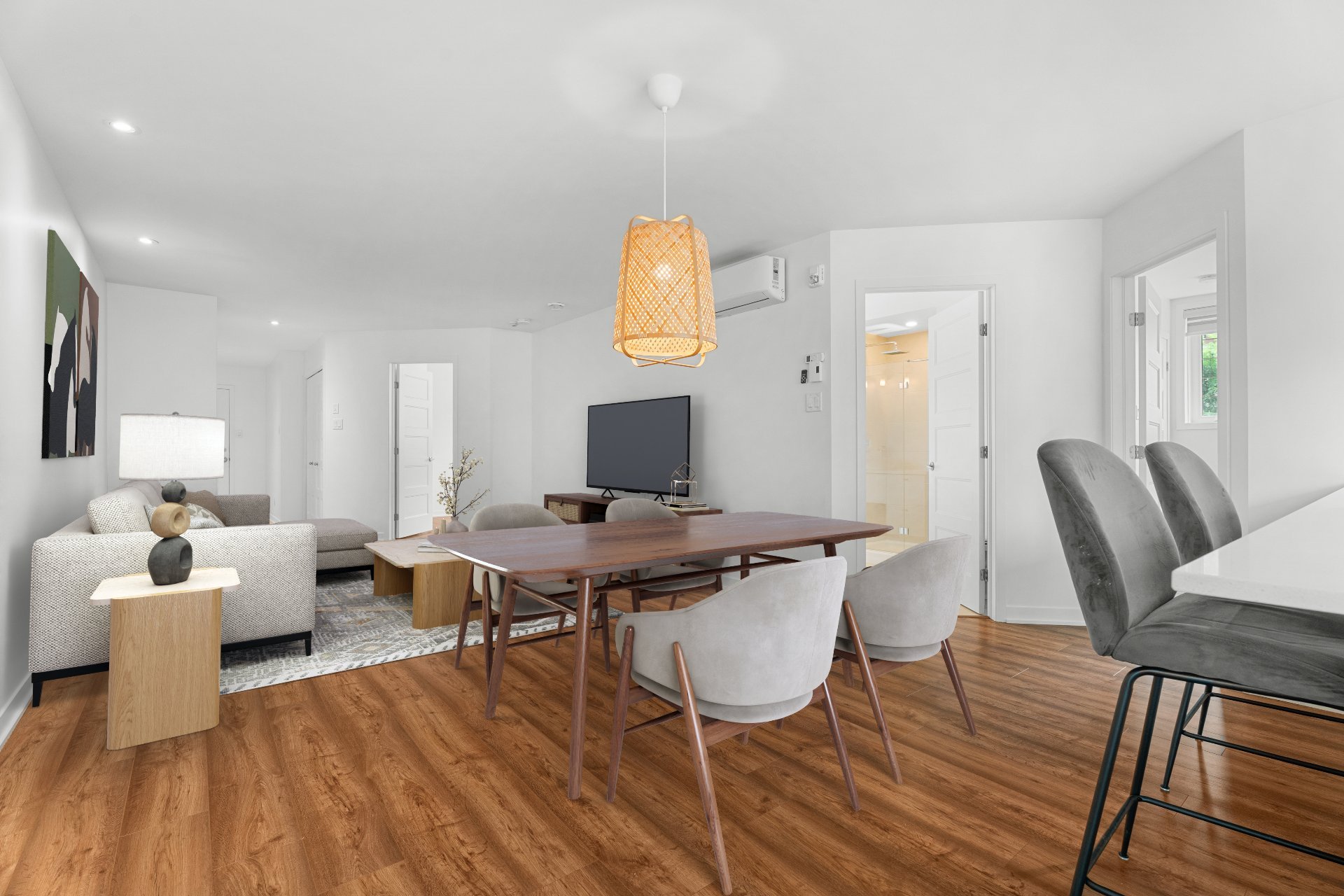 Overall view – 9150, Rue Lennon, apt. 1