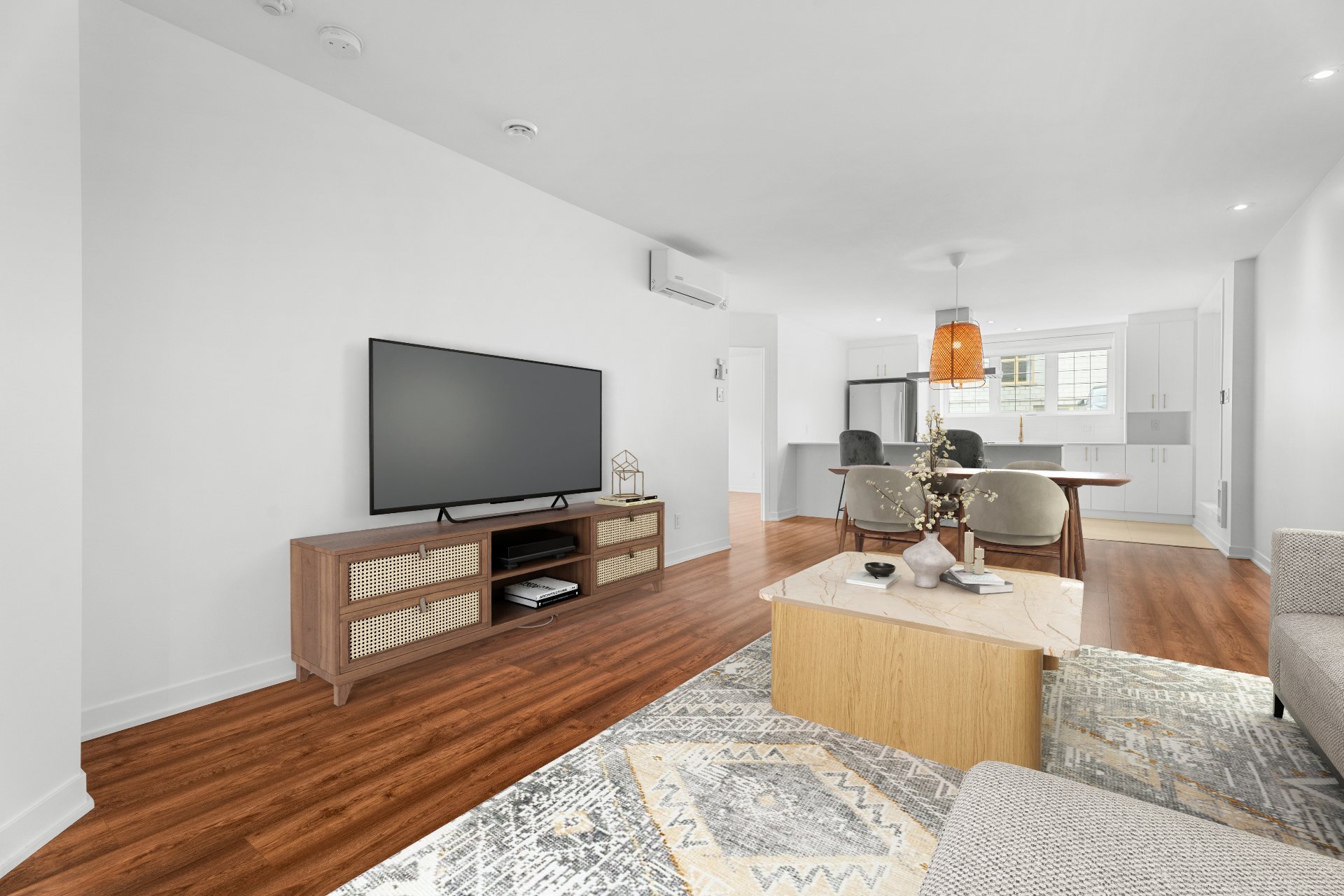 9150, Rue Lennon, apt. 1