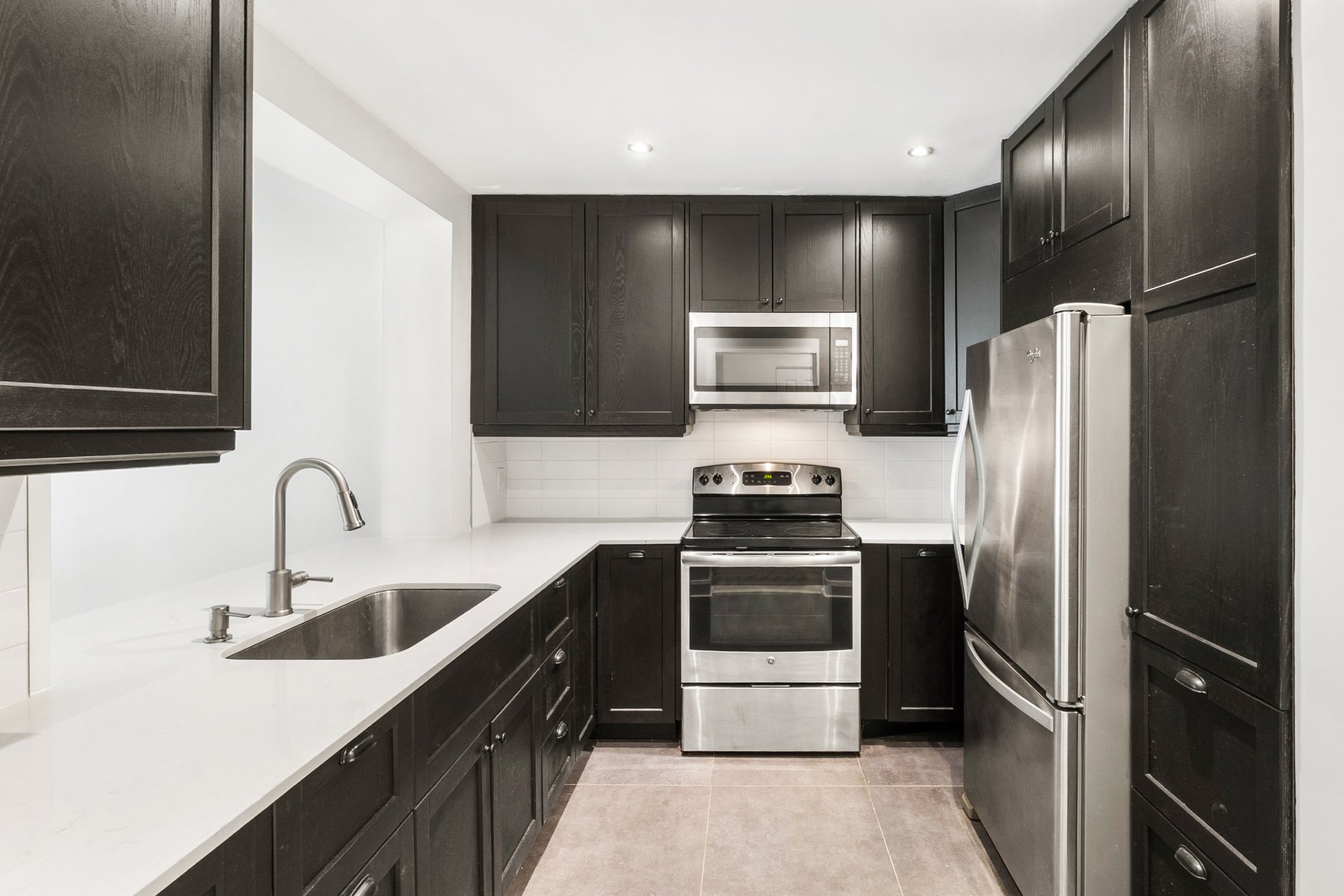 Condo — 9