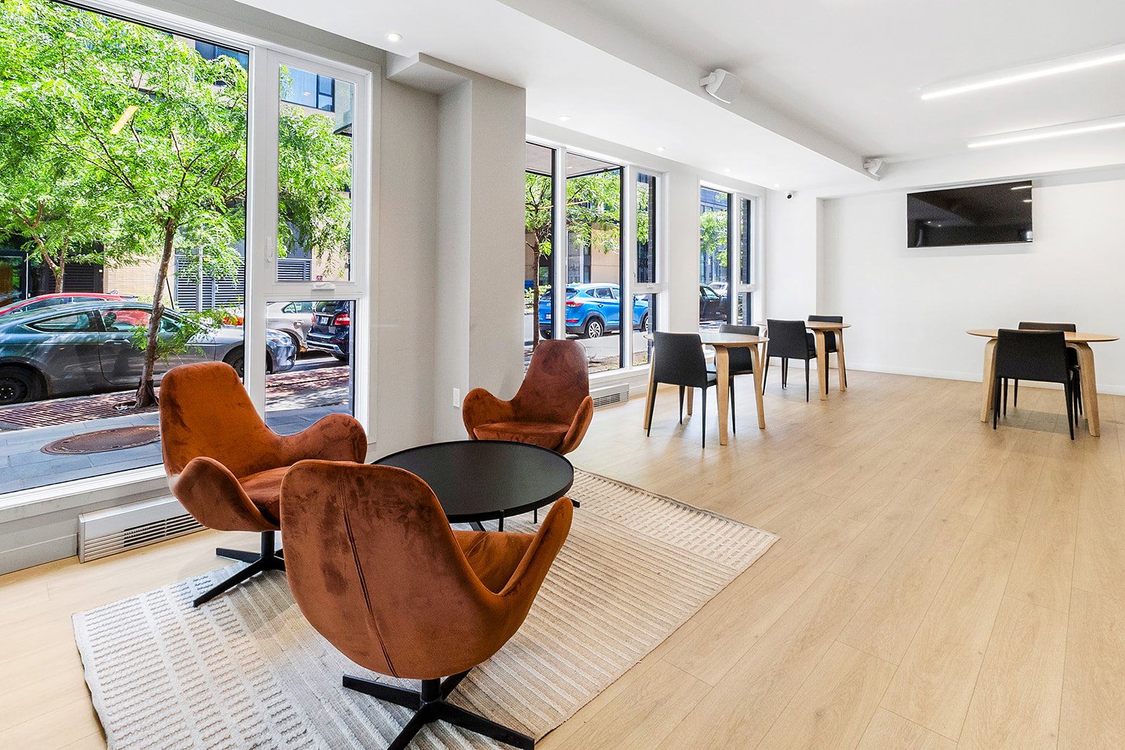 Condo — 32