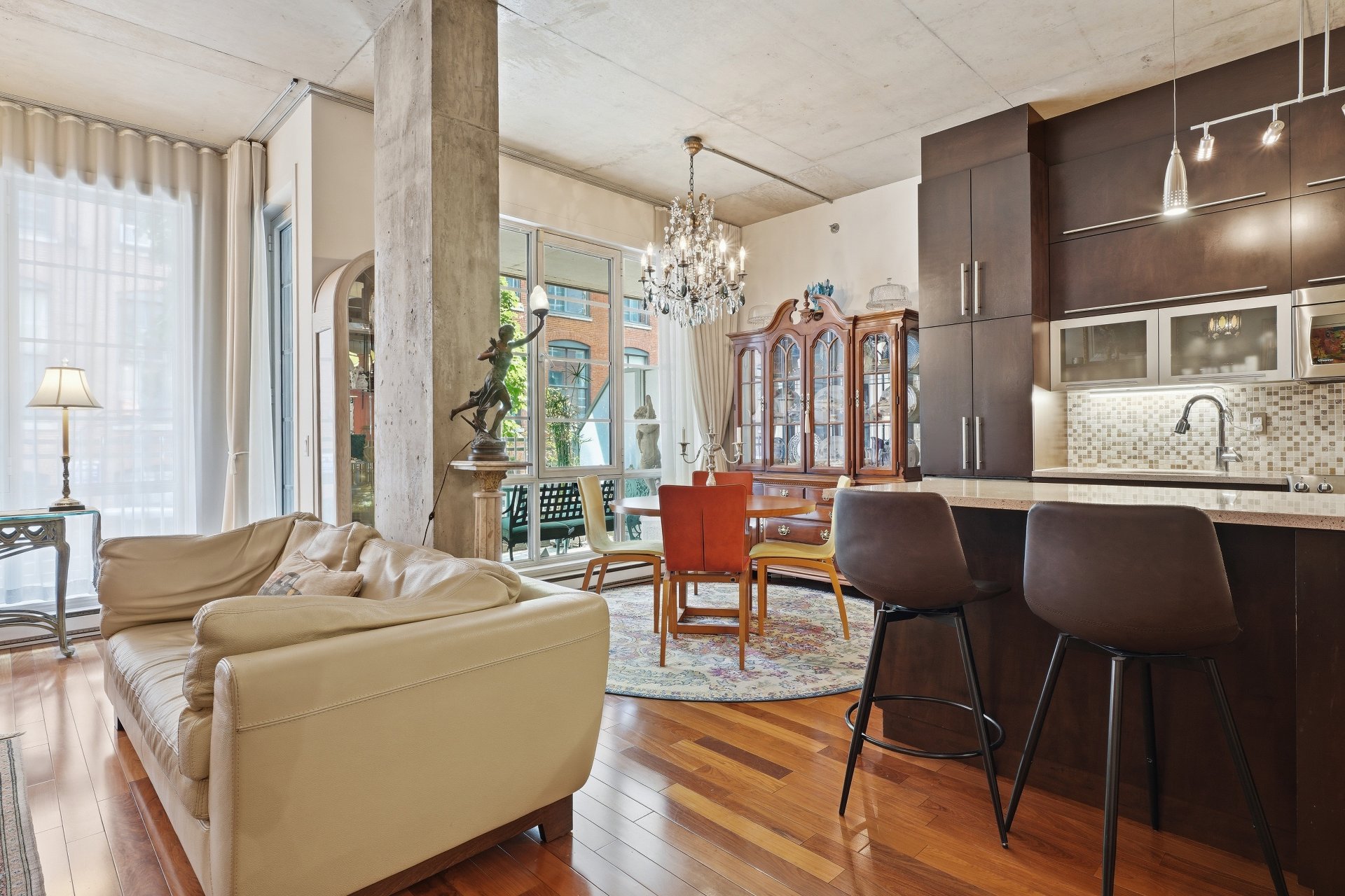 Living room – 4150, Rue St-Ambroise, apt. 115