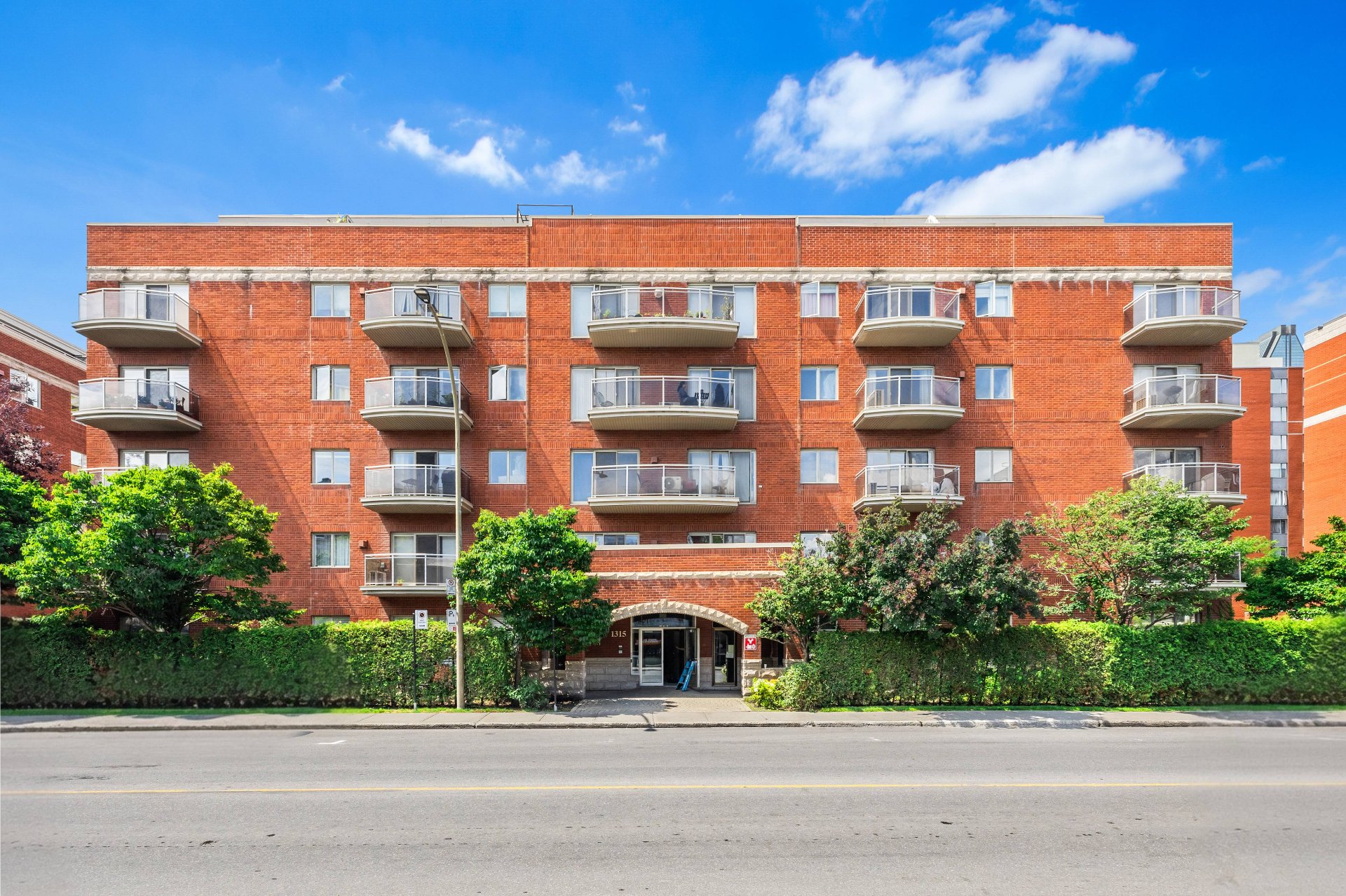 Frontage – 1315, Rue Notre-Dame O., apt. 209