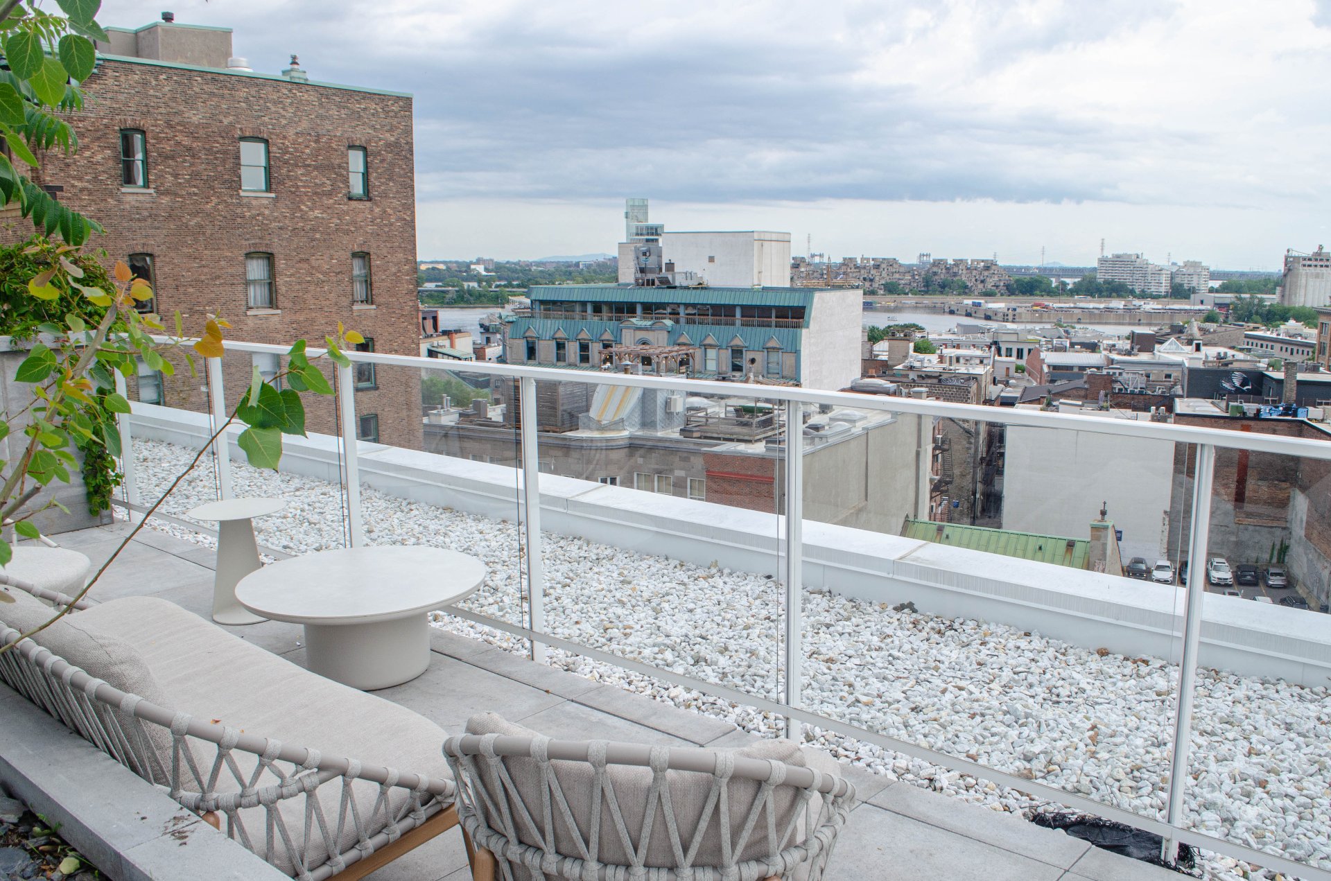 Condo — 16
