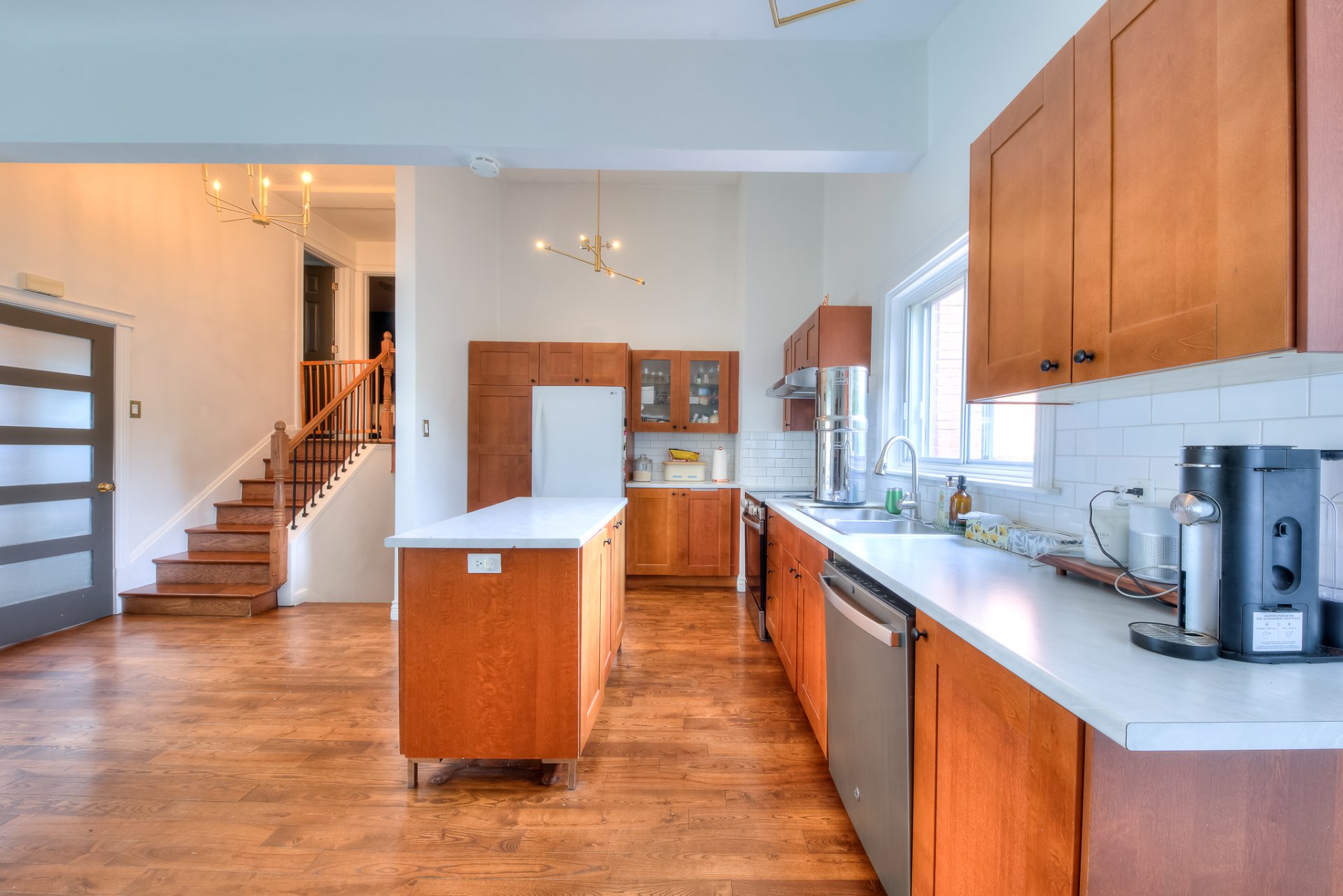 425 63e Avenue thumbnail 12