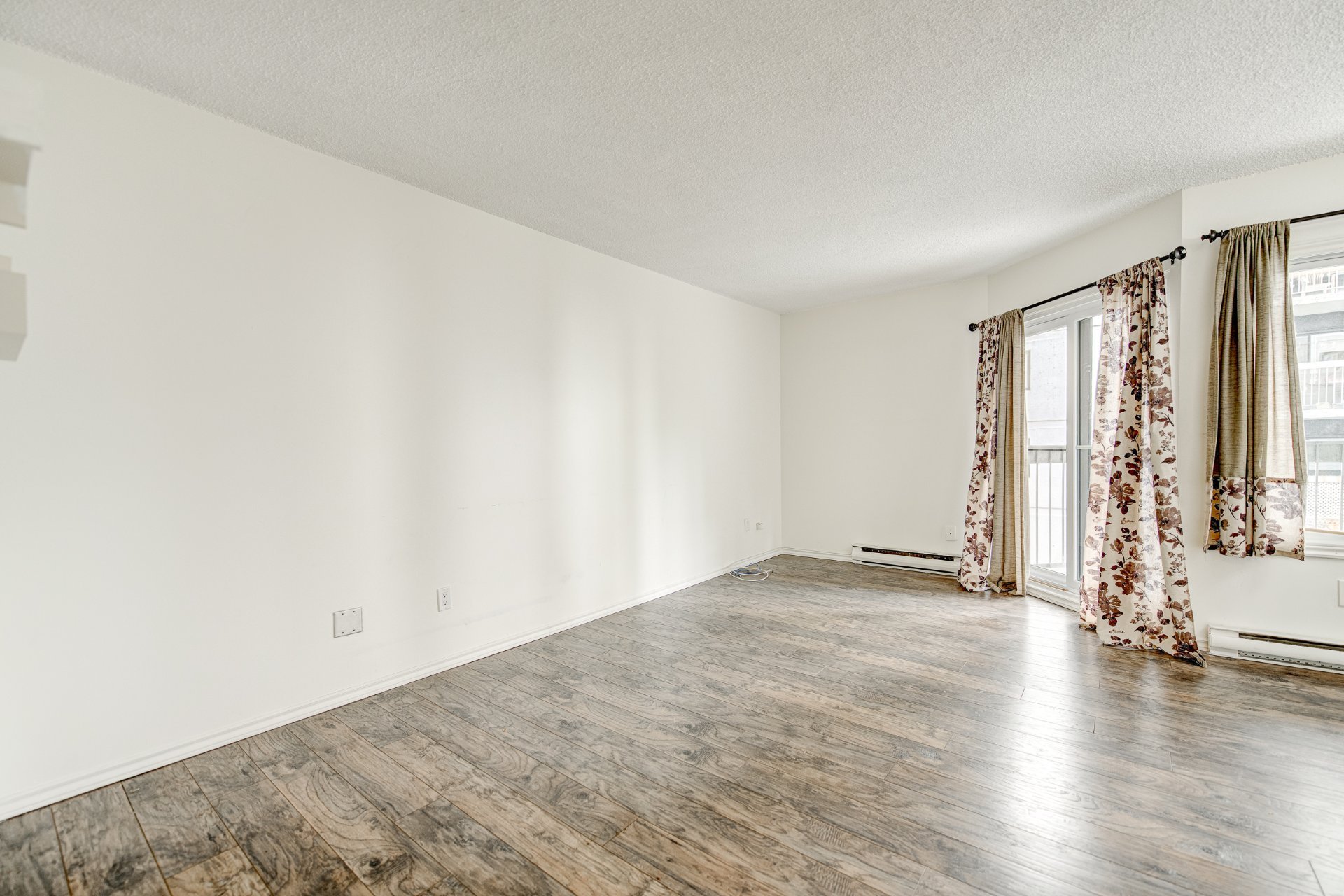 Condo — 4