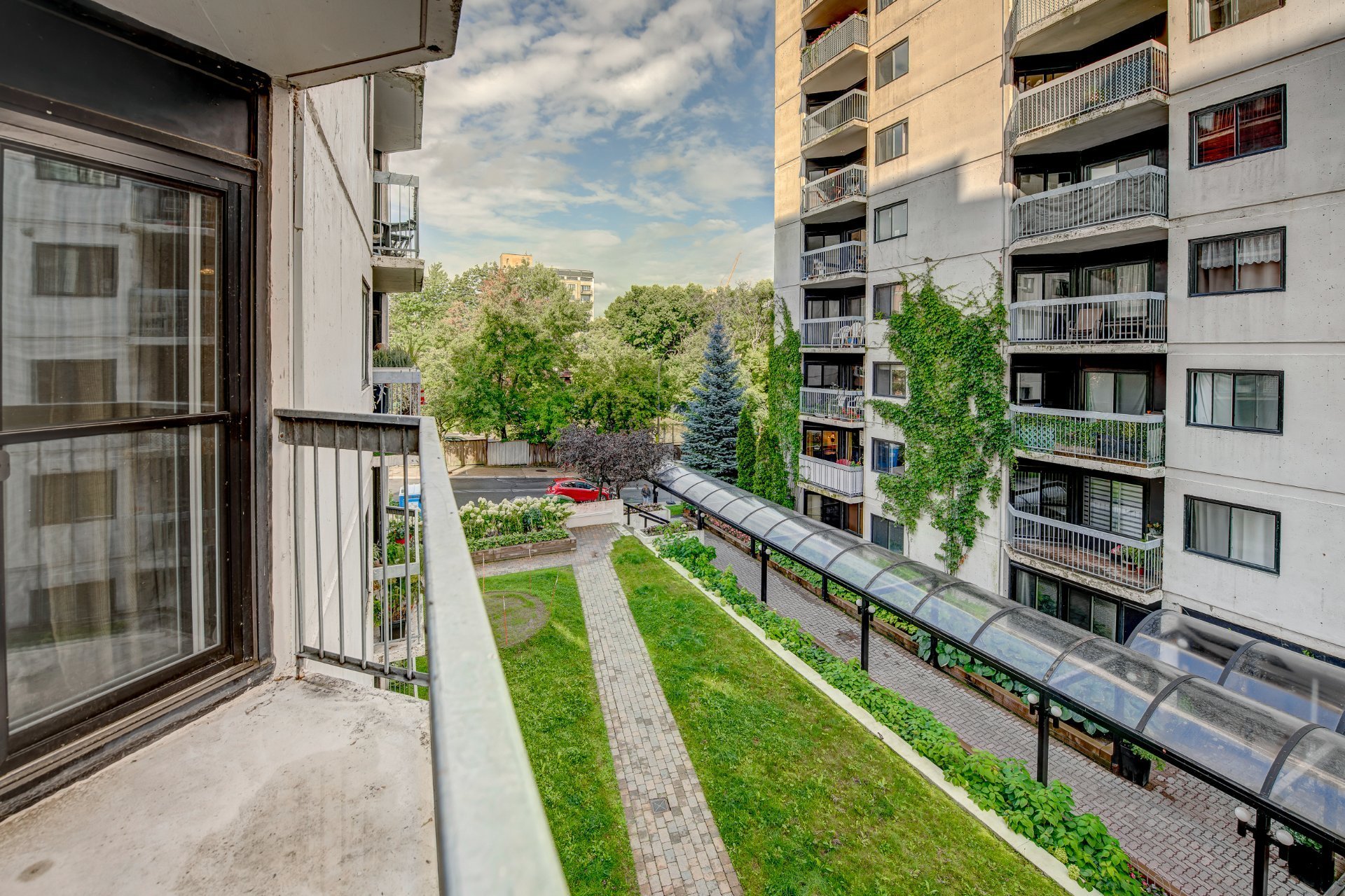 Condo — 17
