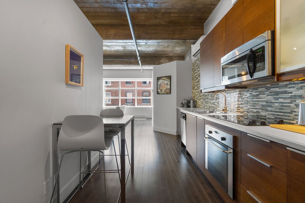 Kitchen – 900, Rue St-Philippe, apt. 203