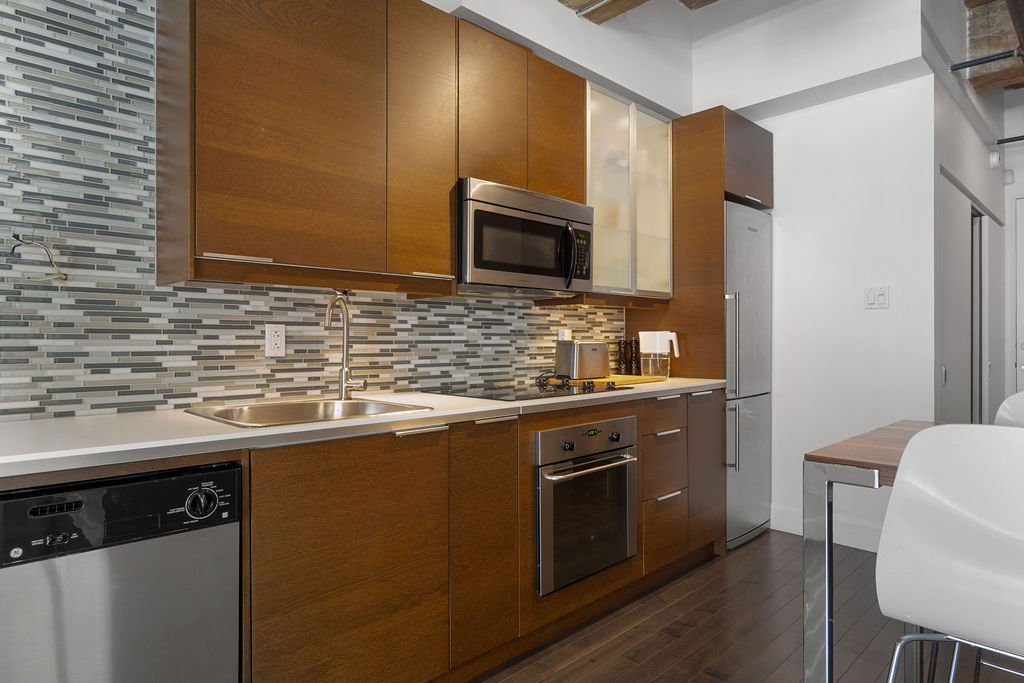 Kitchen – 900, Rue St-Philippe, apt. 203