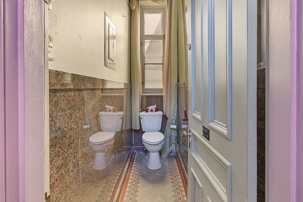 Salle d'eau – 920Z-922Z, Rue Cherrier