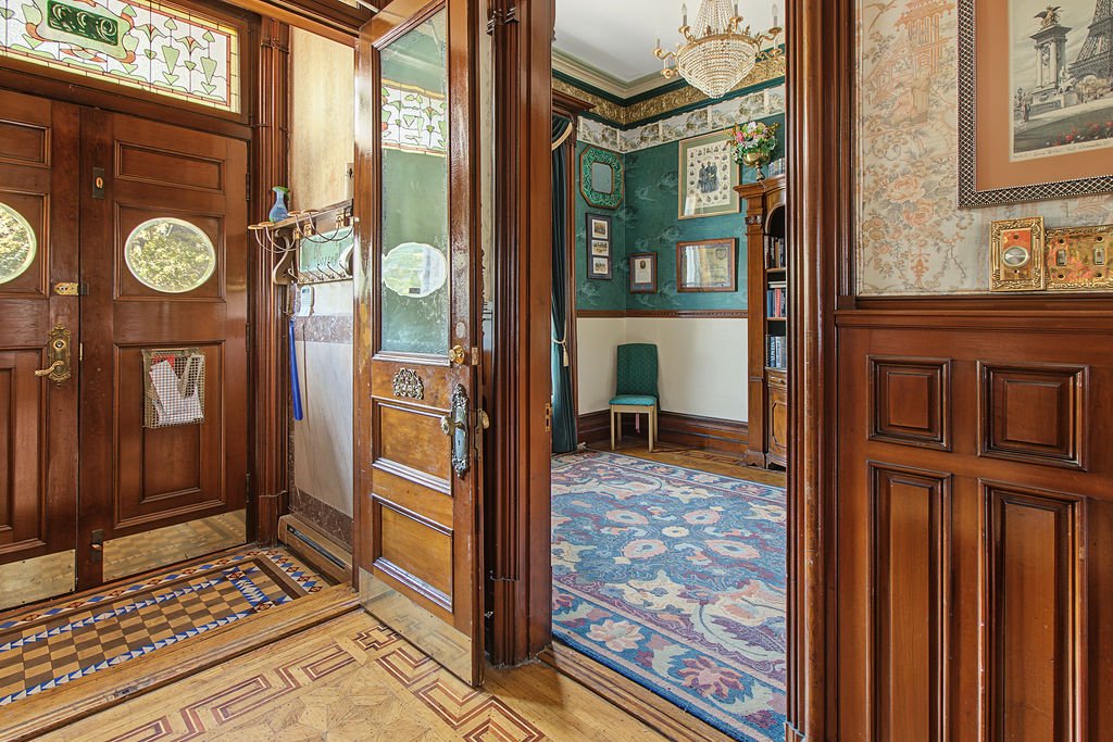 Corridor – 920Z-922Z, Rue Cherrier
