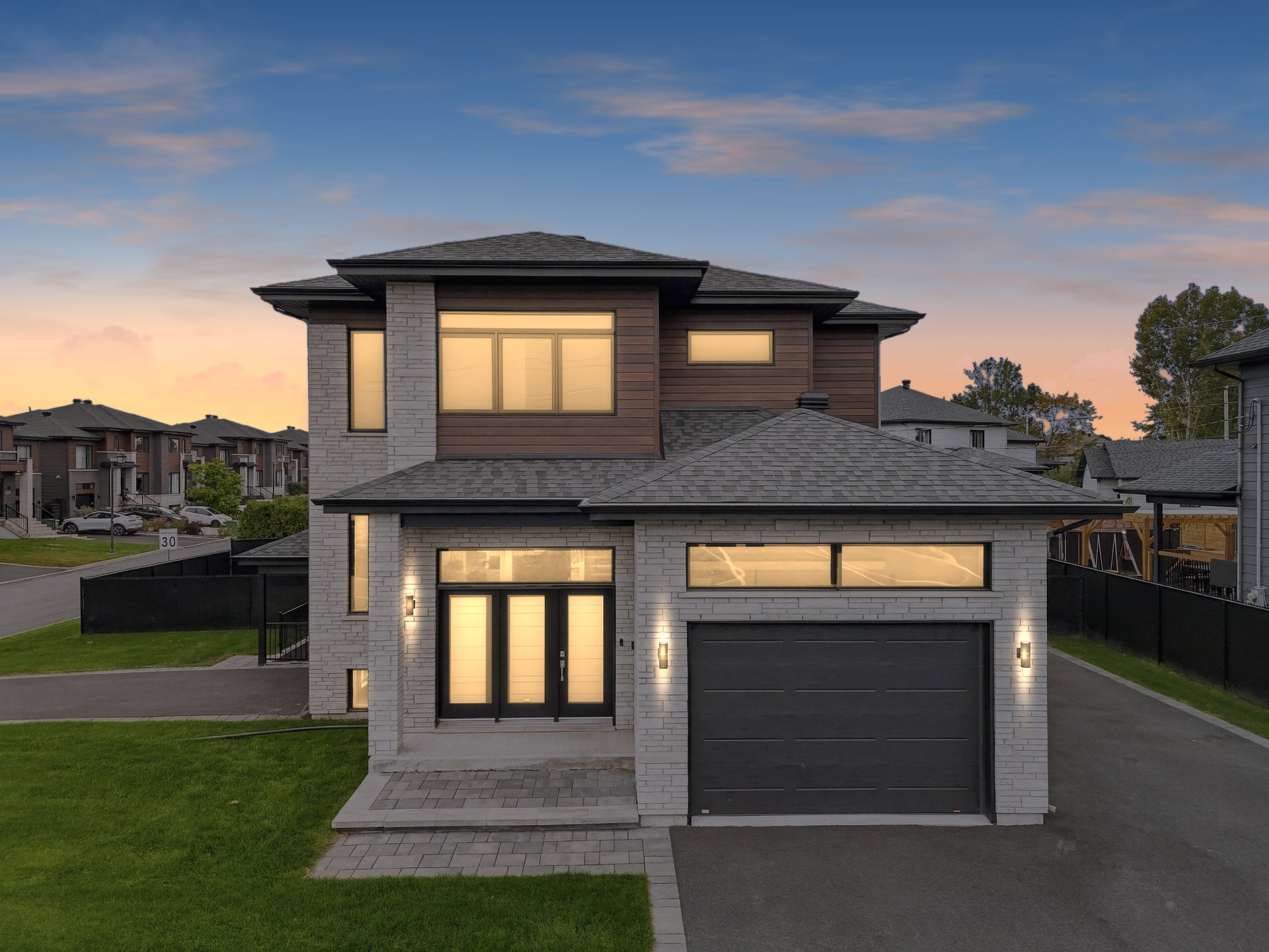 3488 Rue Charlotte-Dubuc, Carignan, QC, J3L7C6